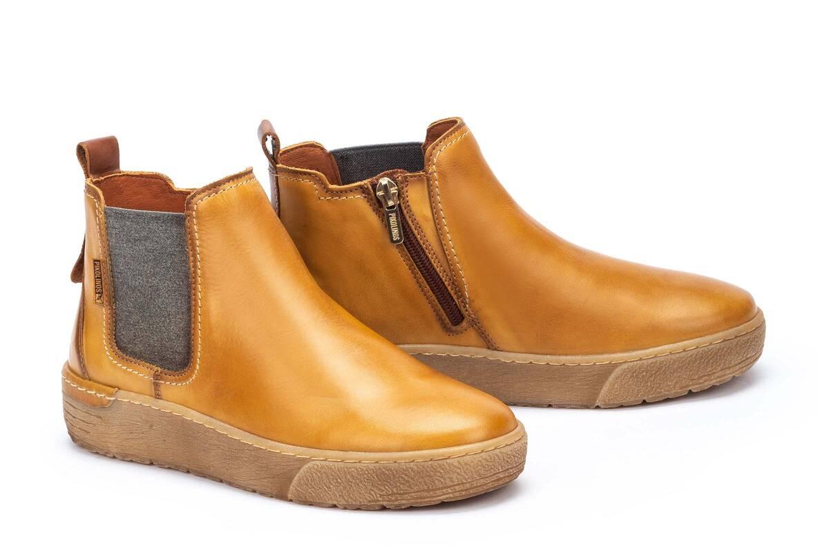 pikolinos boots