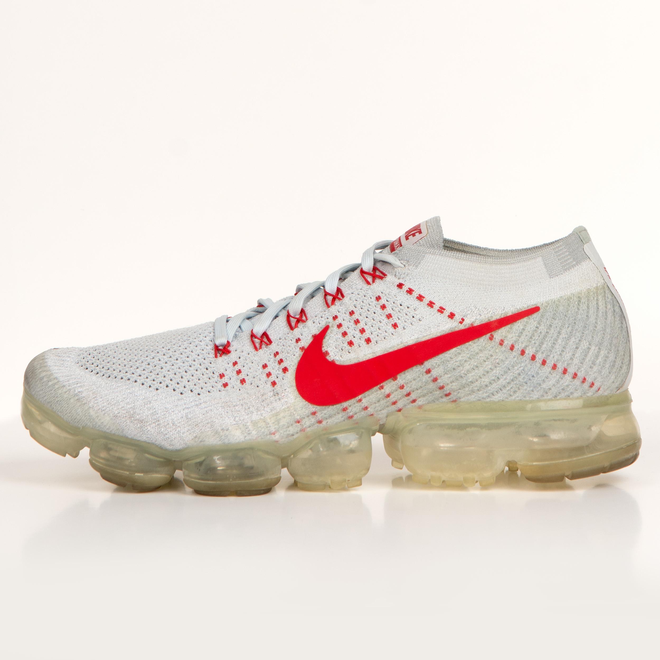 Pockets Re- Nike Trainers Vapormax Bubble Sole White/red for Men | Lyst UK