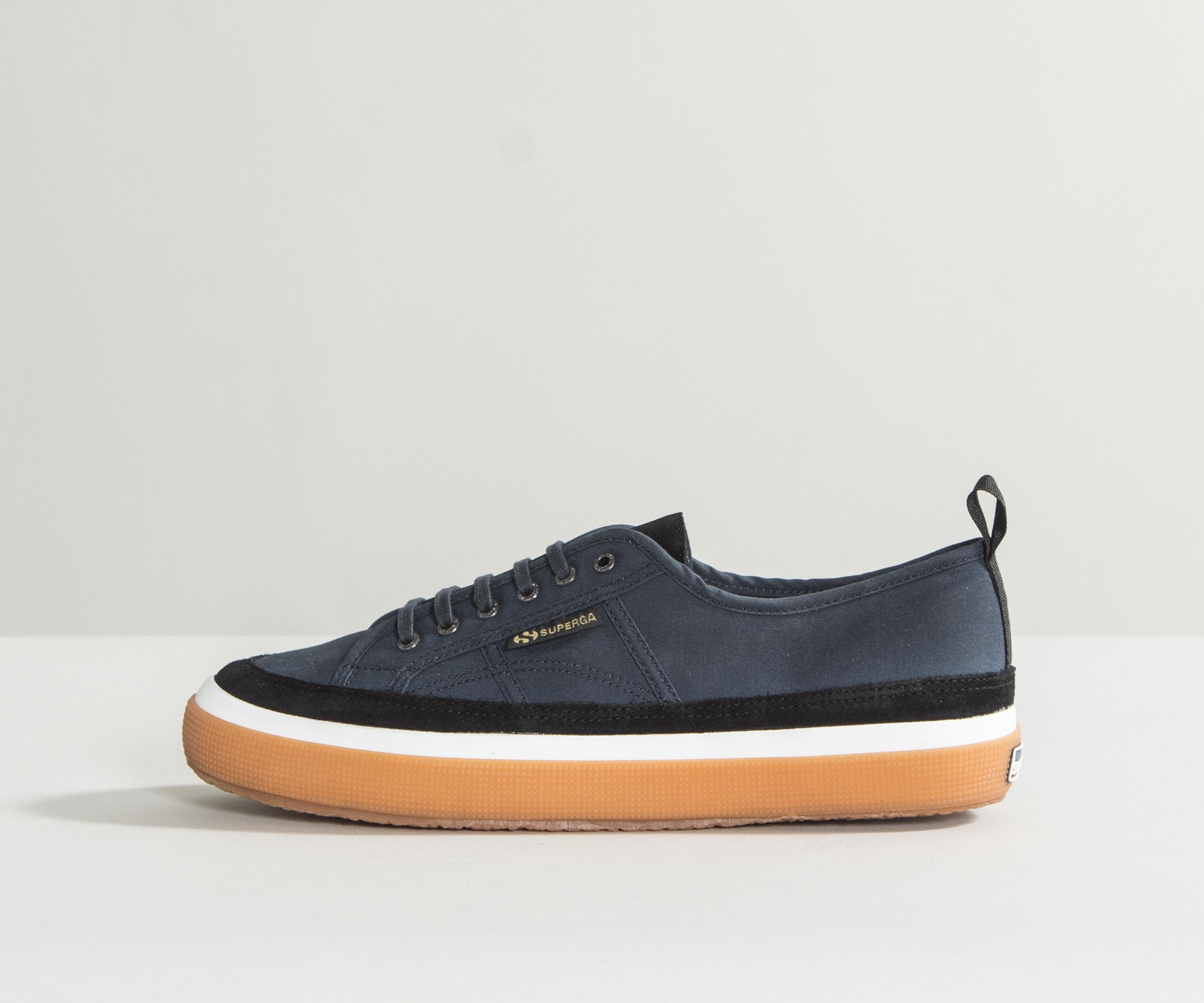 ex display nike trainers