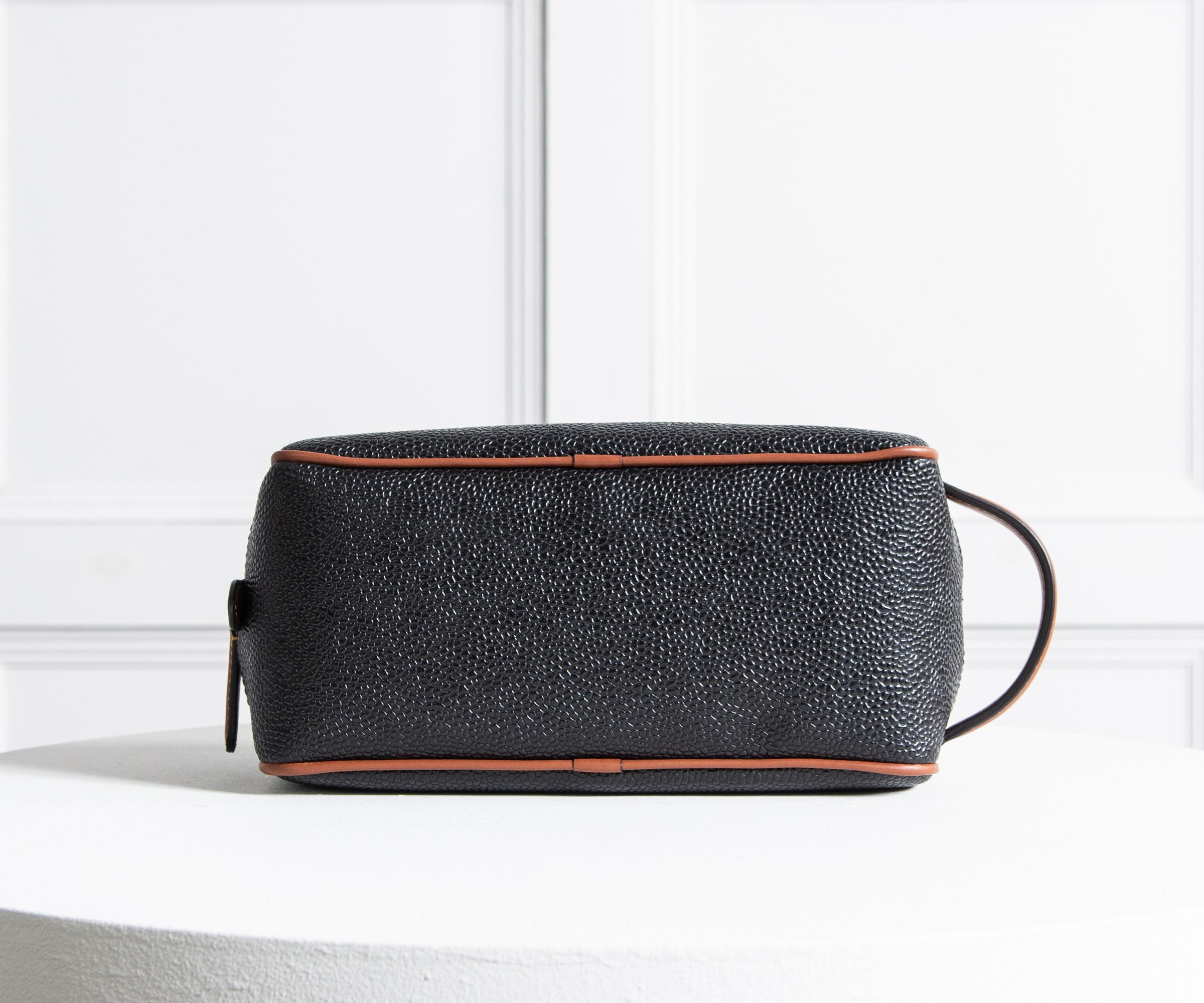 mulberry men's leather wash bag