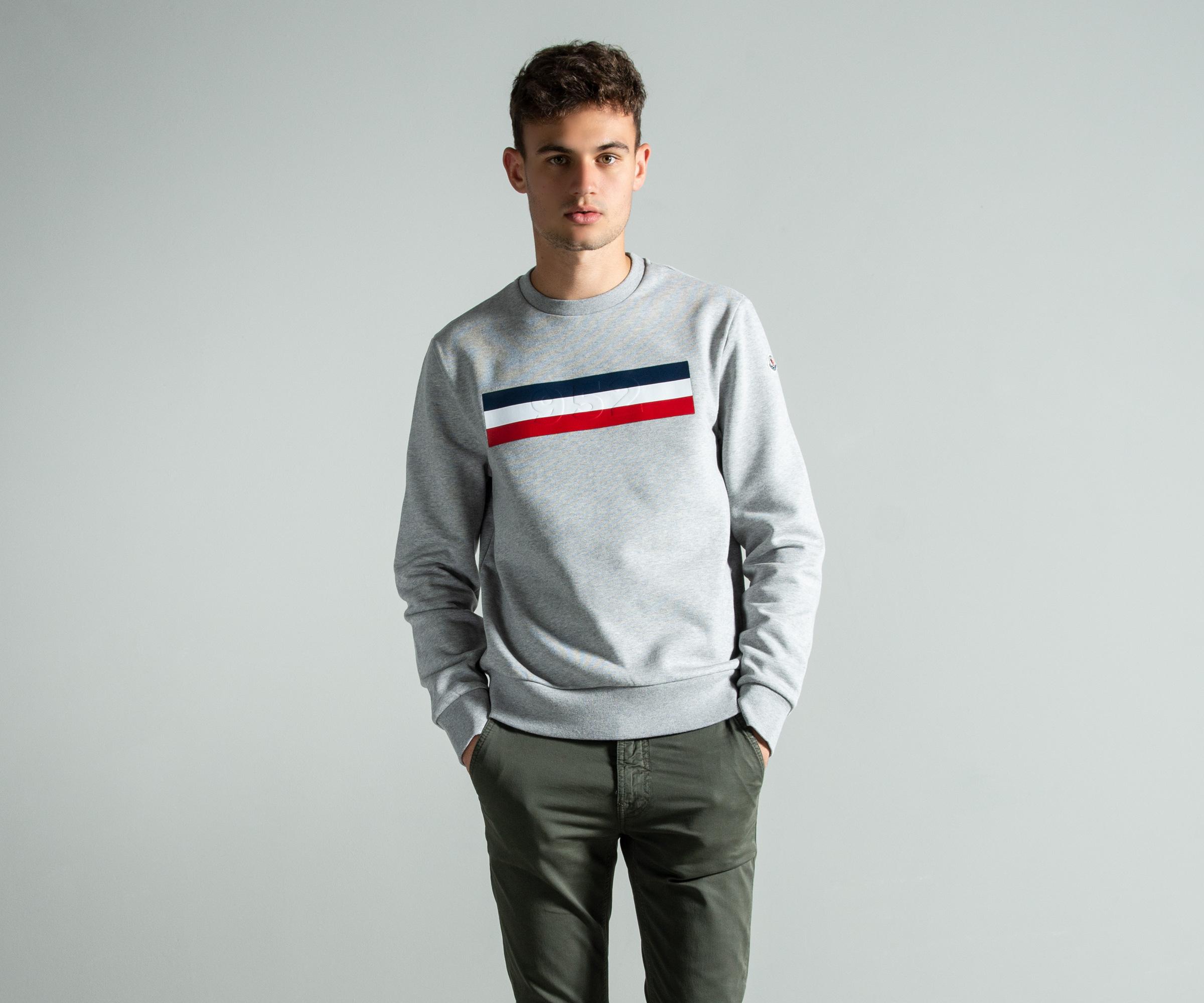 moncler 952 sweatshirt