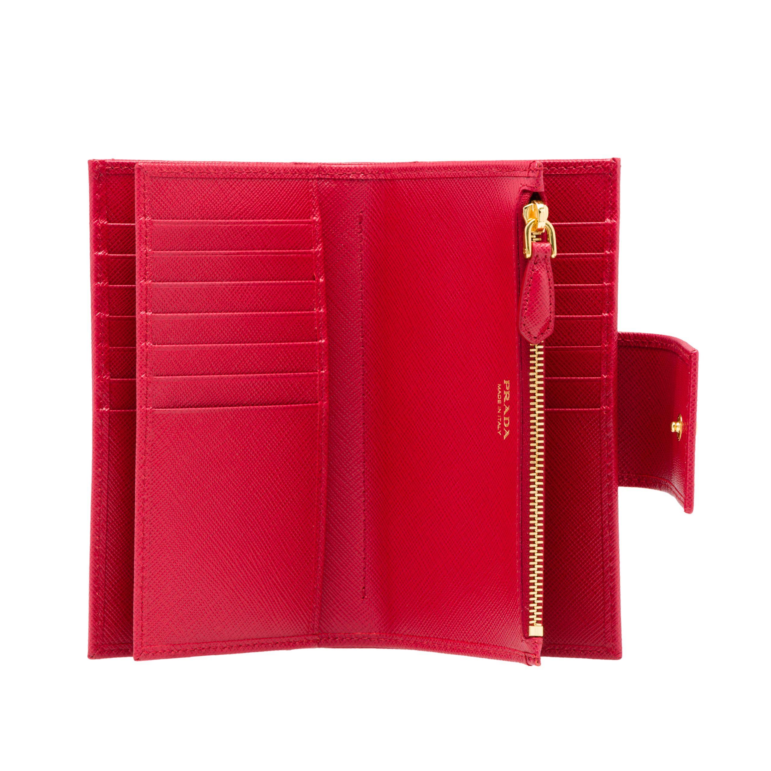 Prada Medium Saffiano Leather Wallet in Red - Save 45% - Lyst