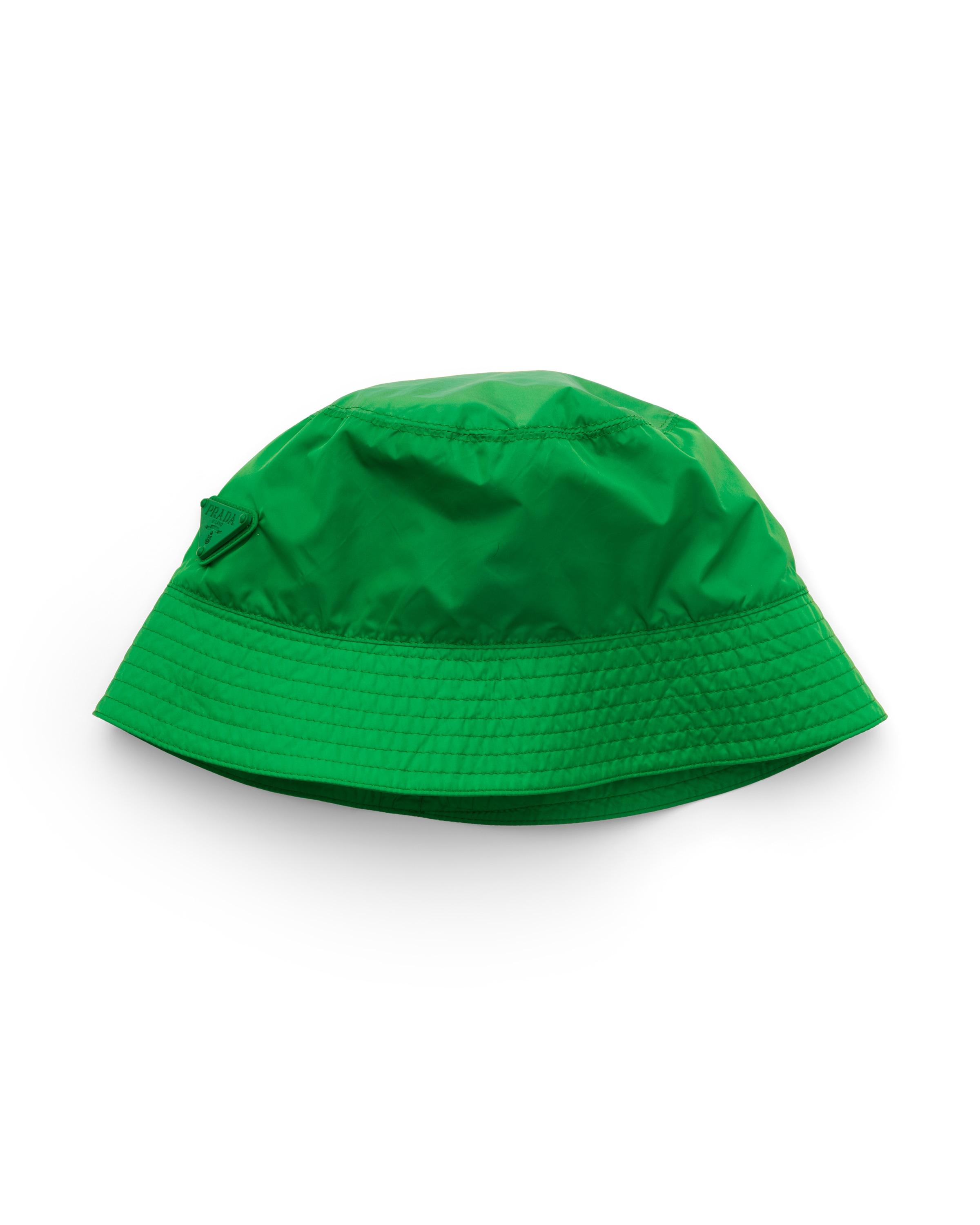 Prada Foldable Re-Nylon Bucket Hat in Green | Lyst UK