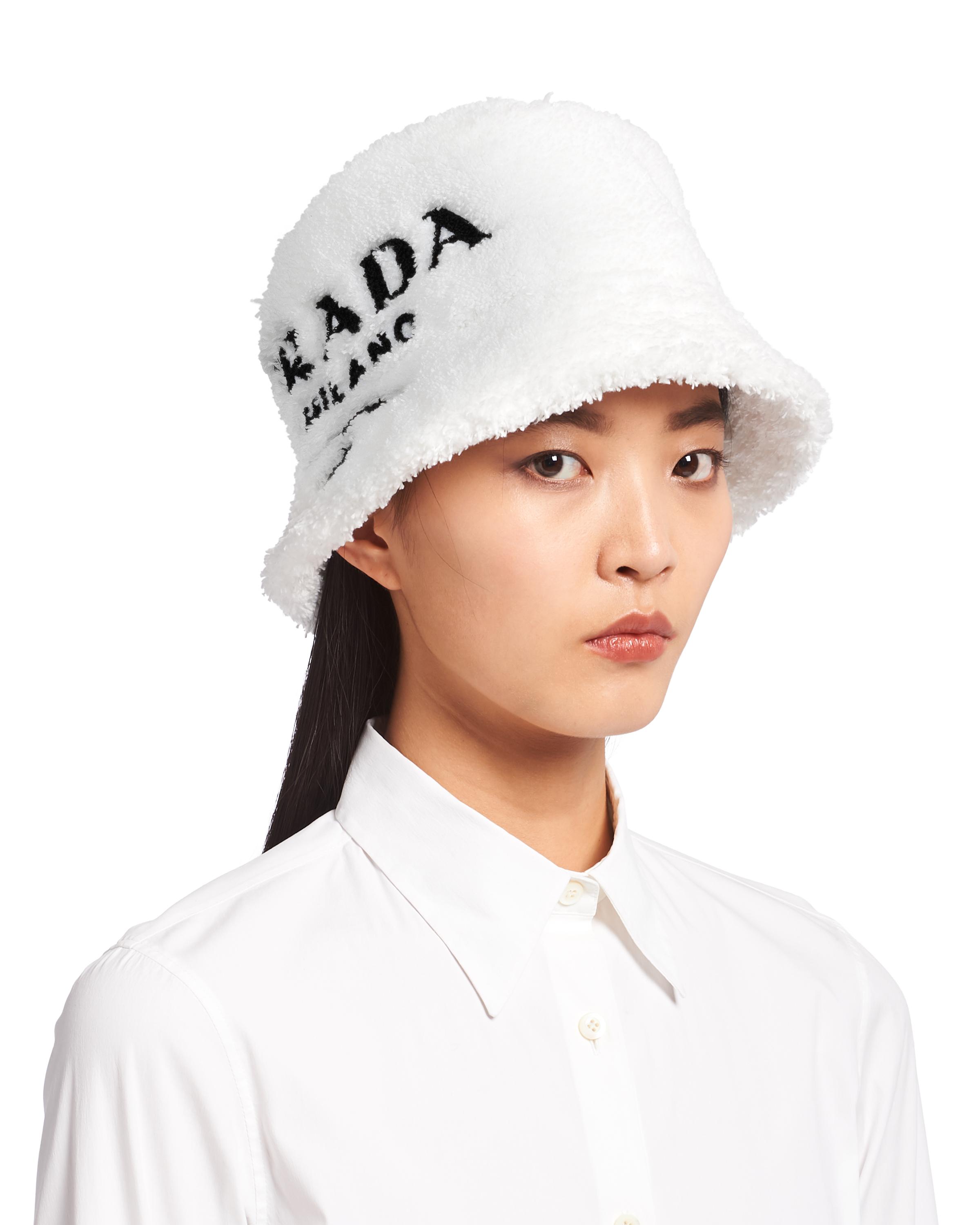 bucket hat prada