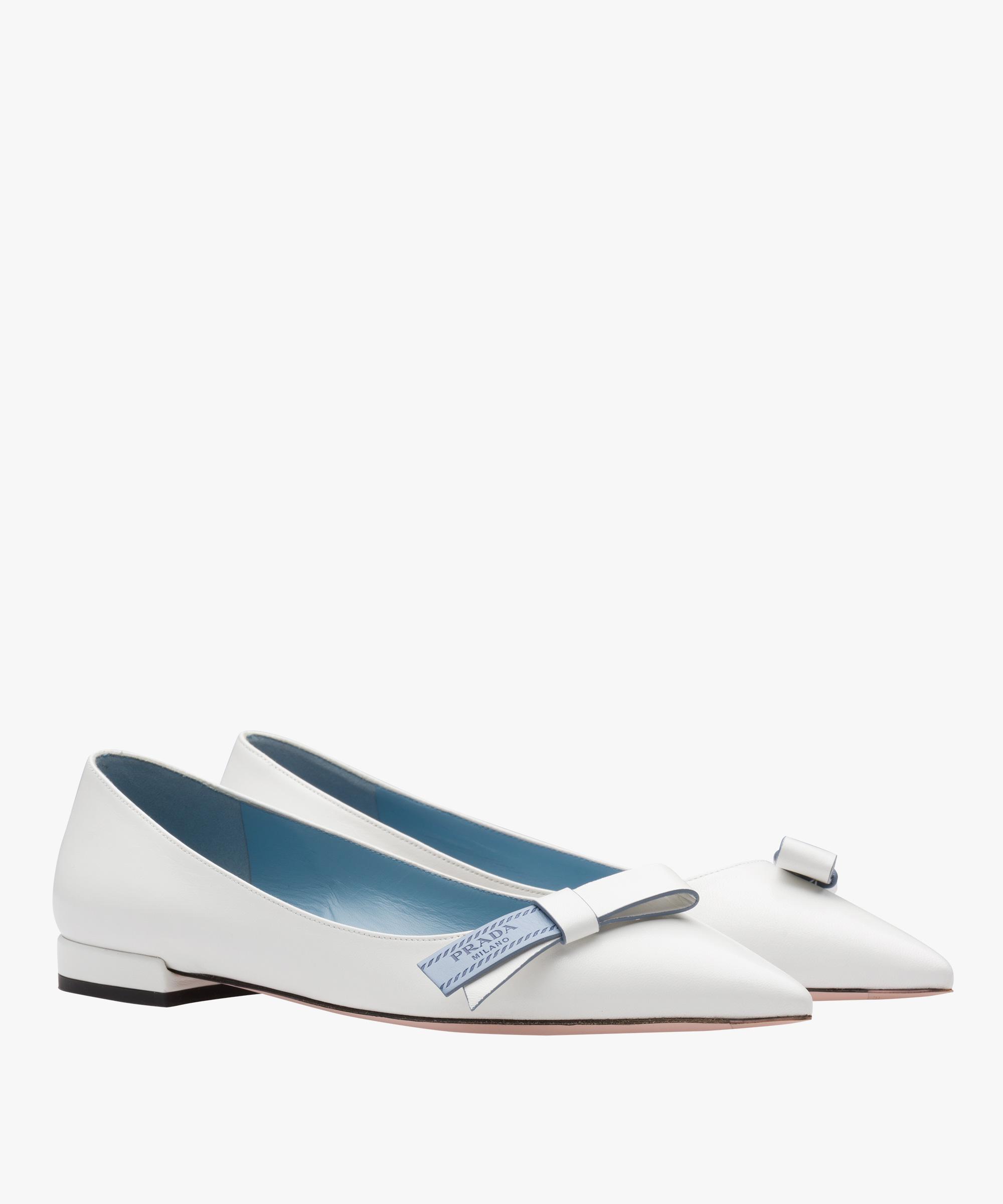 Prada Leather Ballet Flats With Bow in White | Lyst