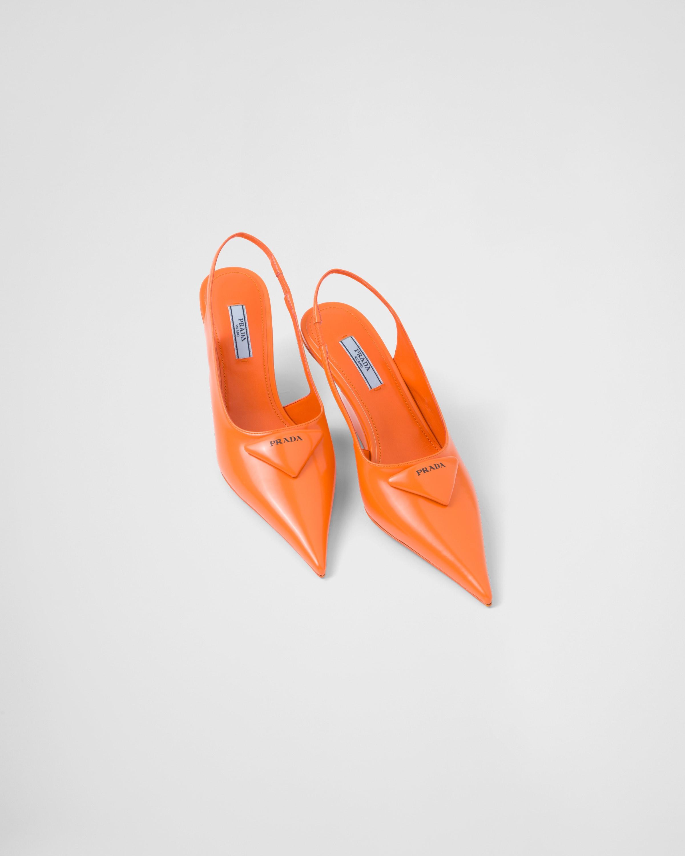 kost scaring låne Prada Brushed Leather Slingback Pumps in Orange | Lyst
