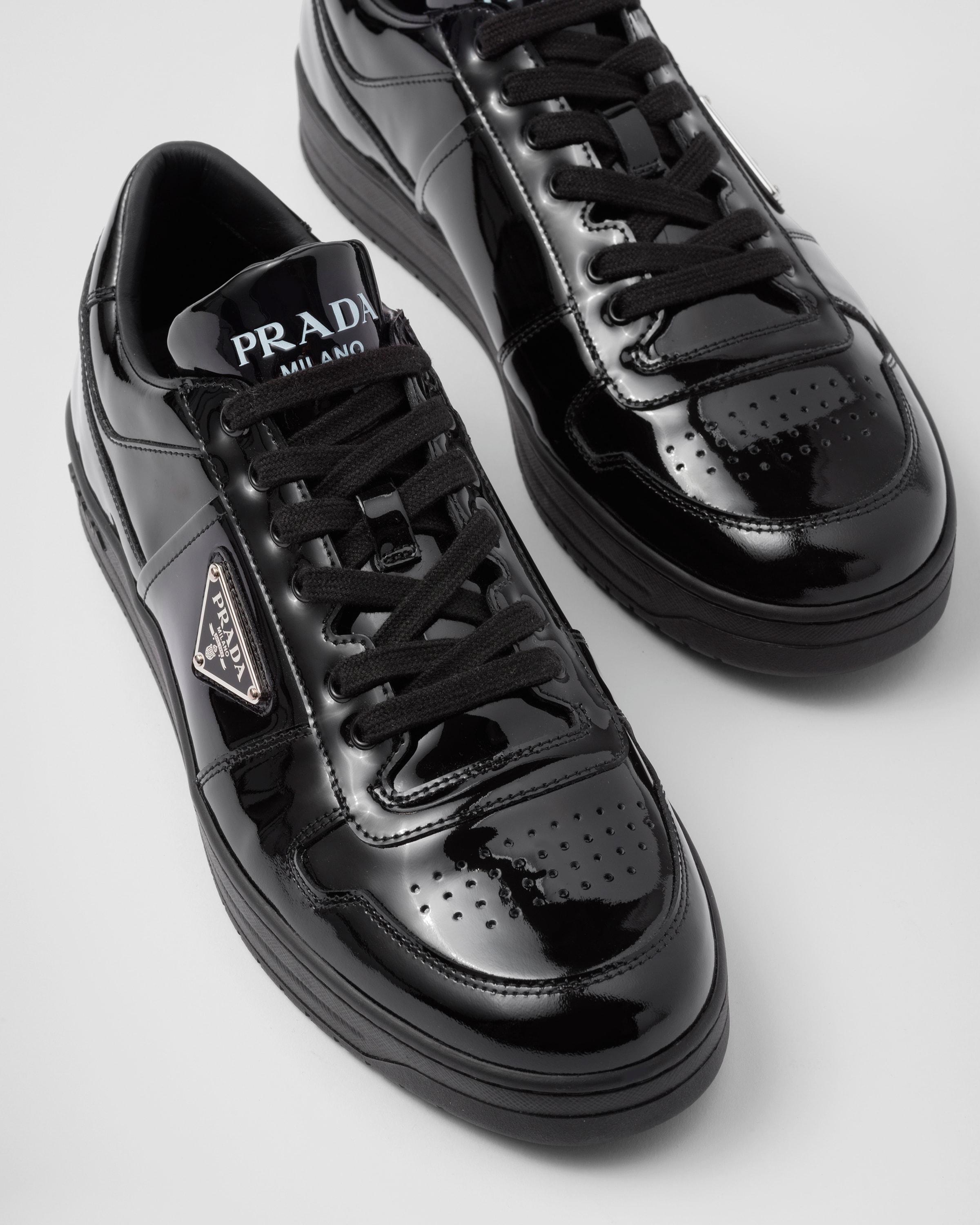 Prada Downtown Brand-Plaque Leather Low-Top Trainers in