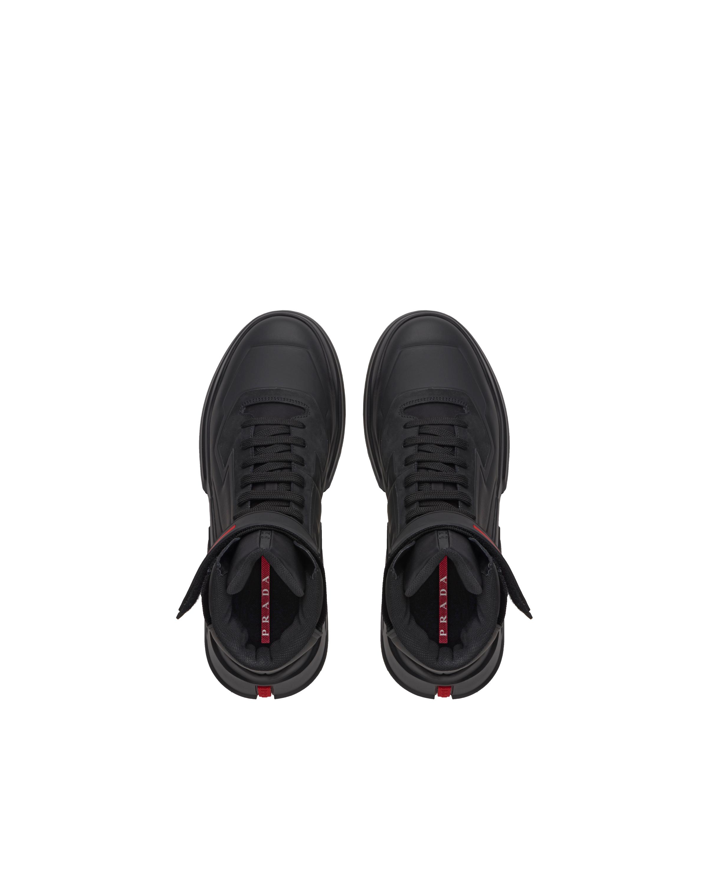 prada polarius