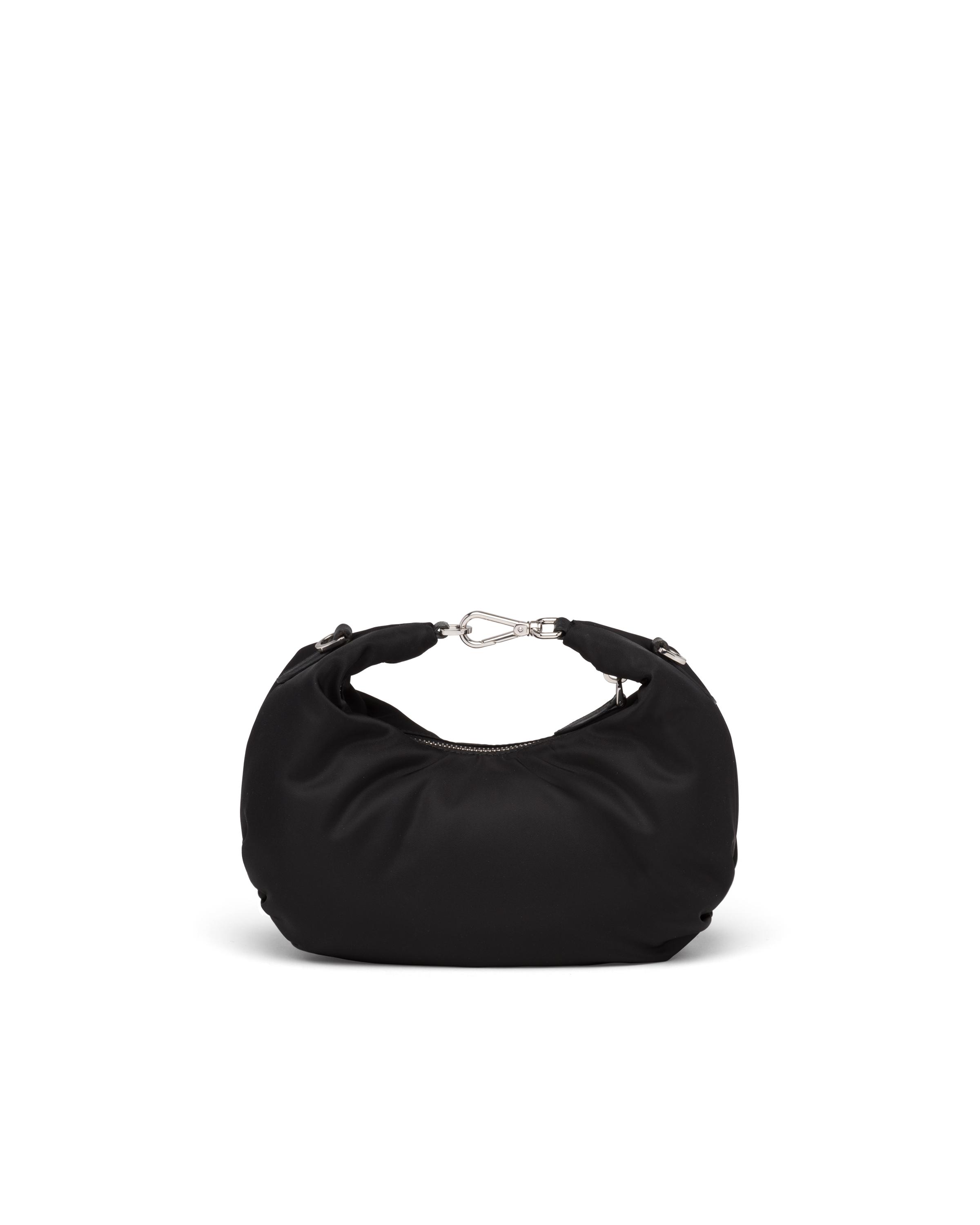 Prada Re-edition 2006 Nylon Bag in Black | Lyst