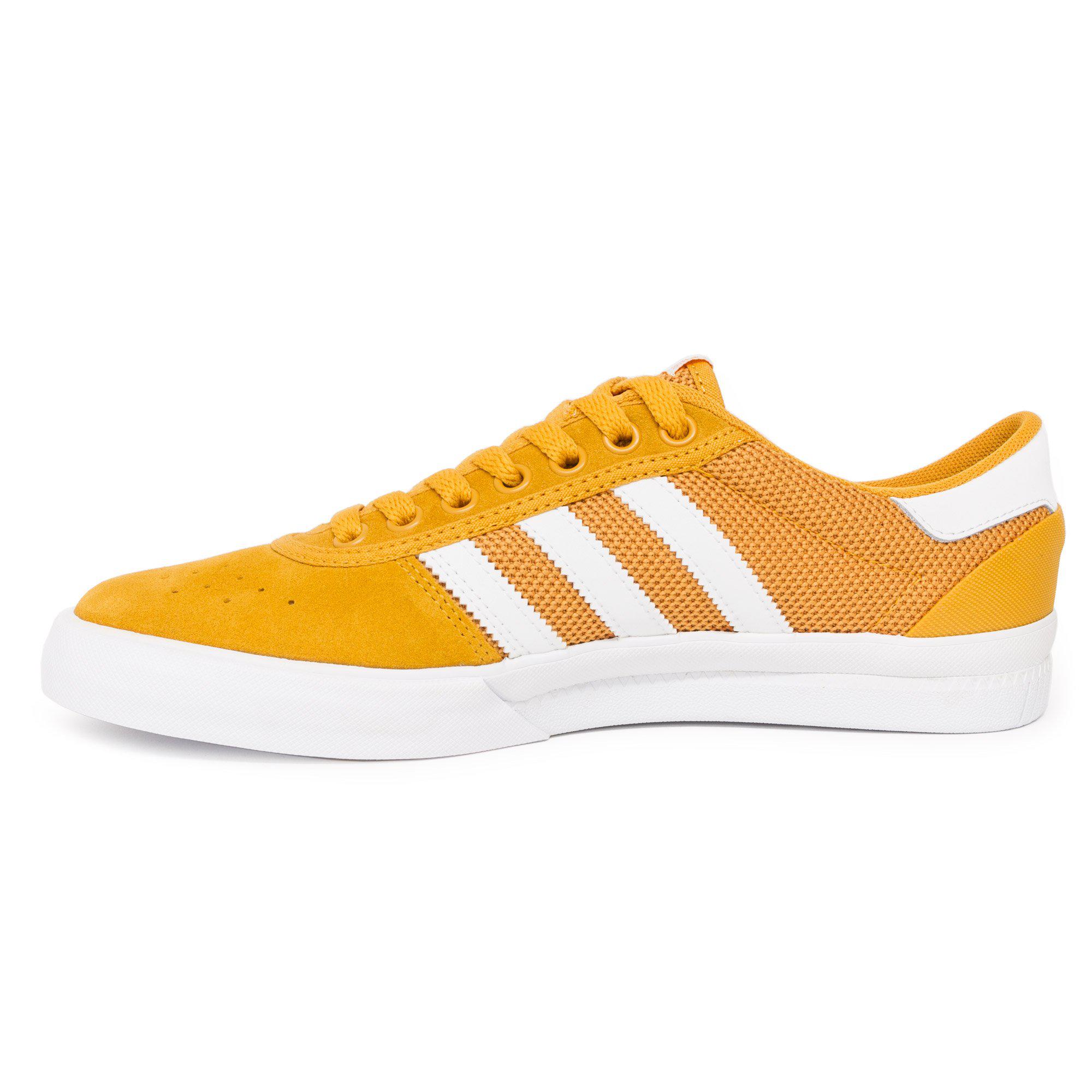 lucas premiere yellow