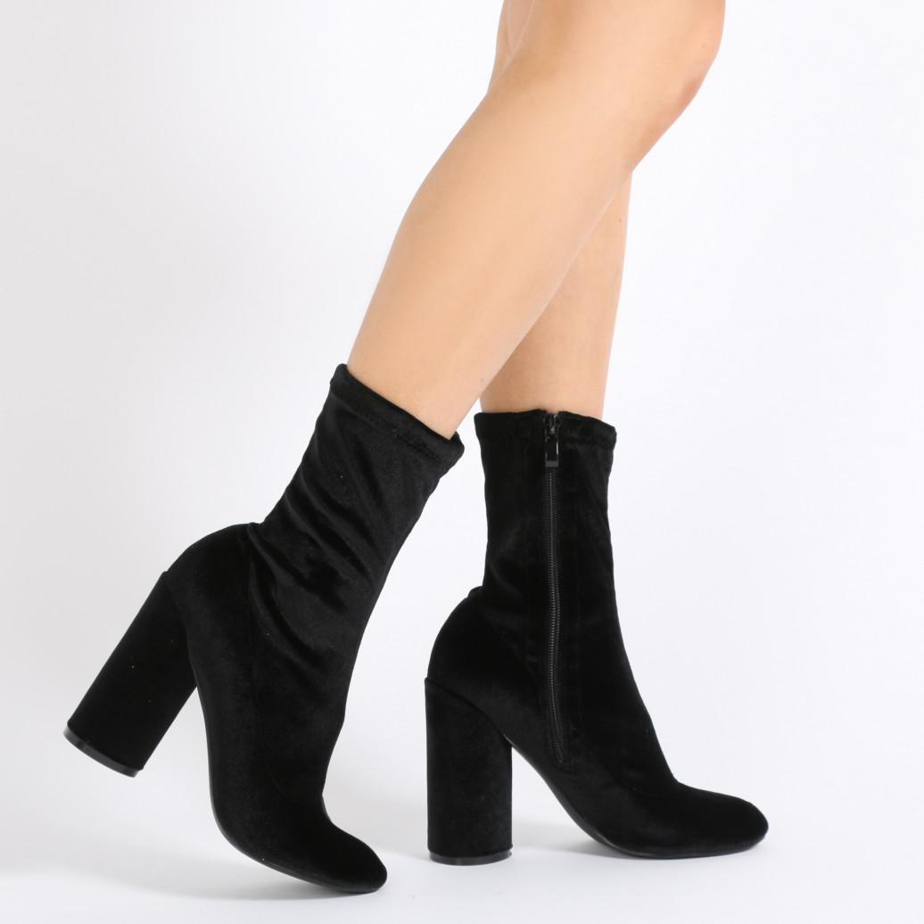 round toe sock boots