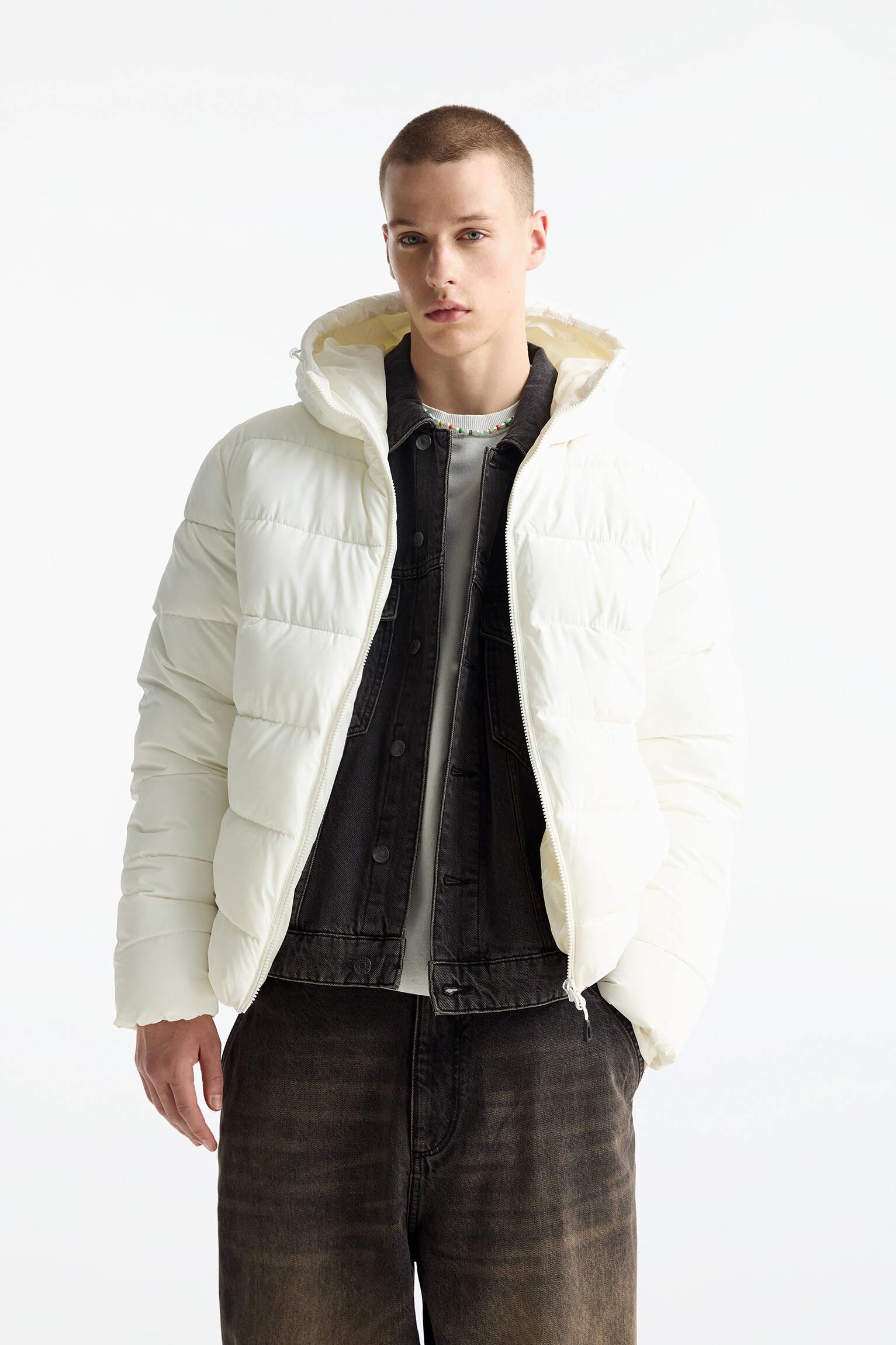 White Lightweight Down Jacket Pull&Bear Lightweight Puffer Jacket