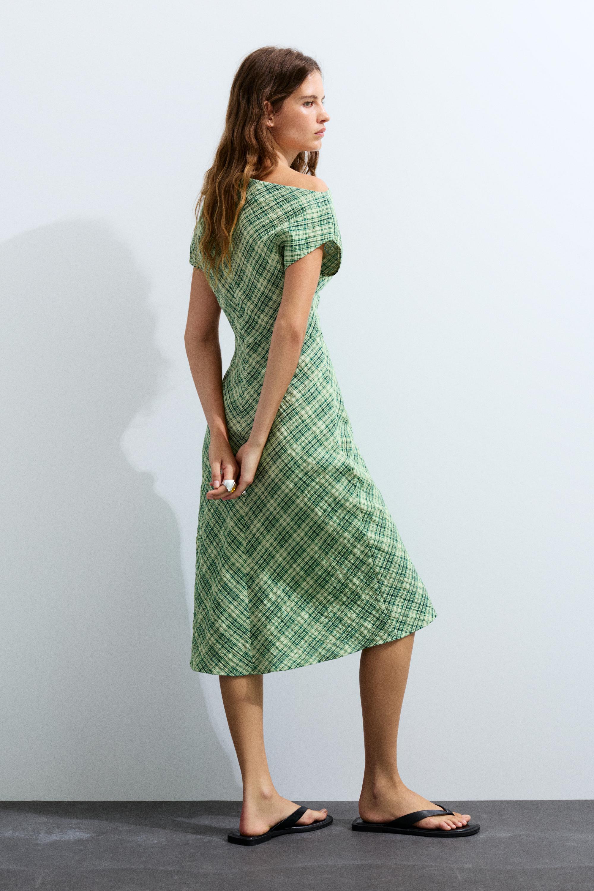 green dress pull and bear Pull&Bear Dresses for Women MCC Desc: 91%POLYESTER