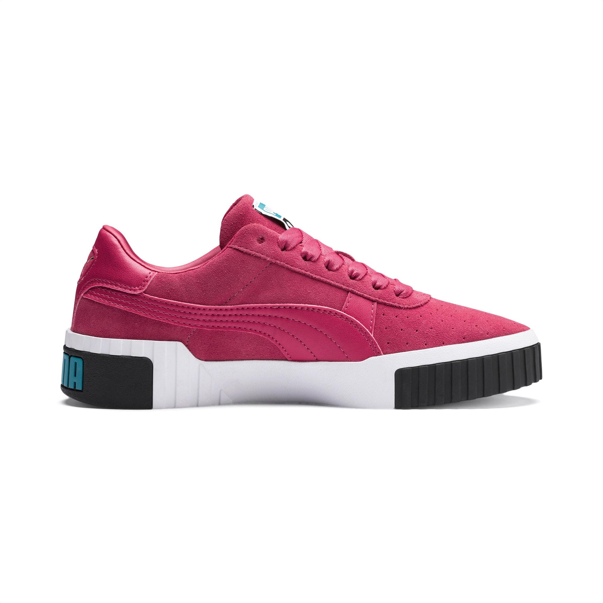 fuchsia pink pumas