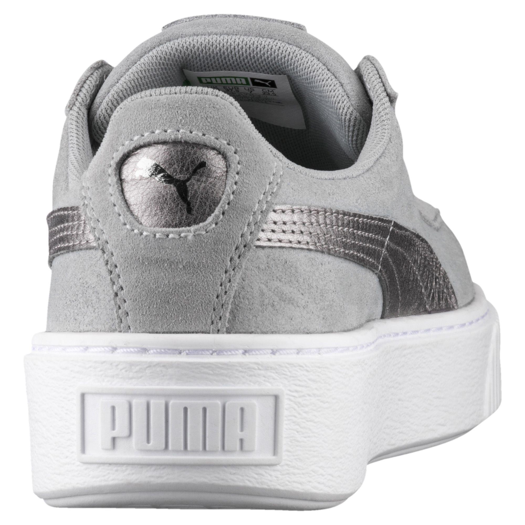 PUMA Suede Platform Metallic Safari Women's Sneakers in Gray | Lyst