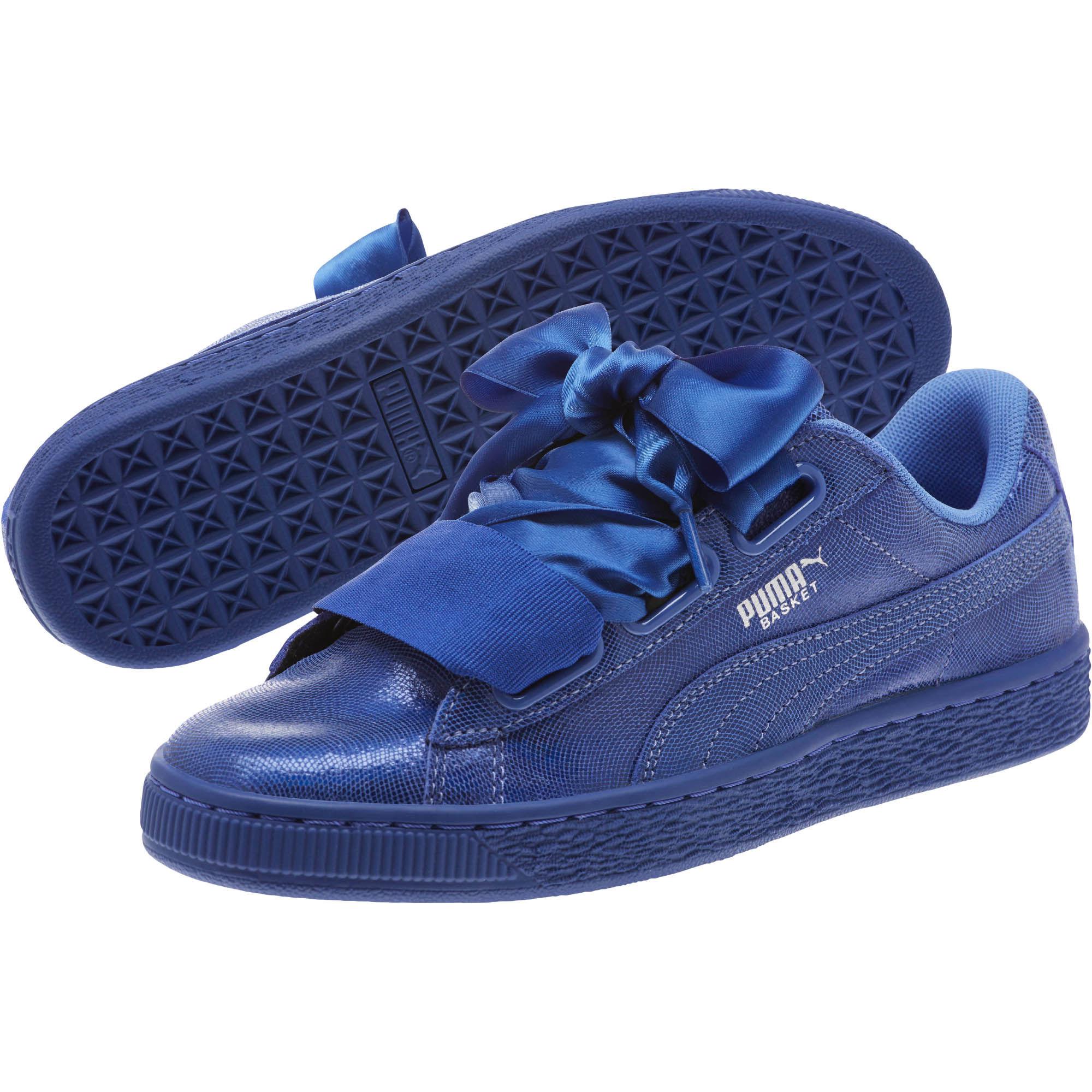 puma basket heart night sky