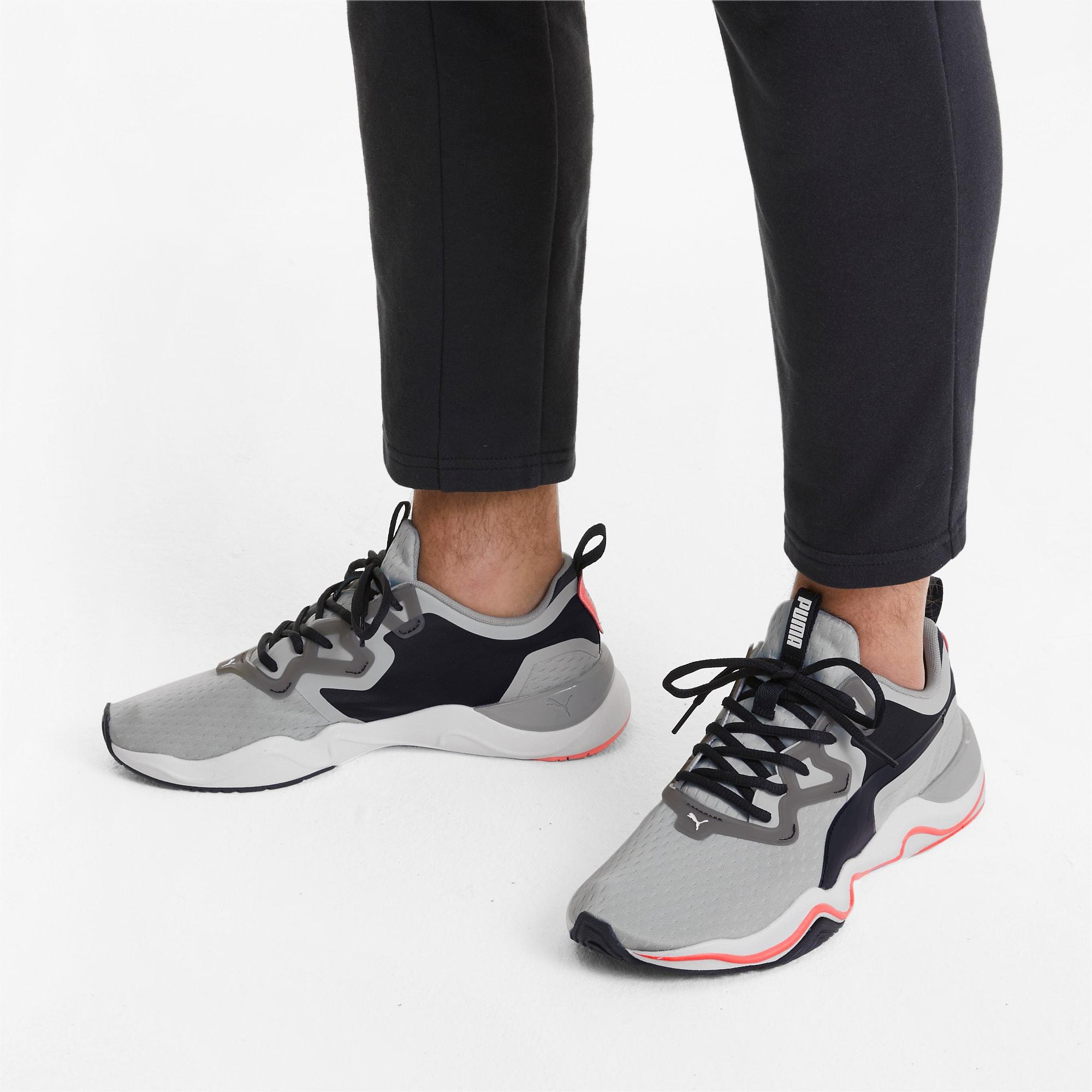 zone xt men's training shoes