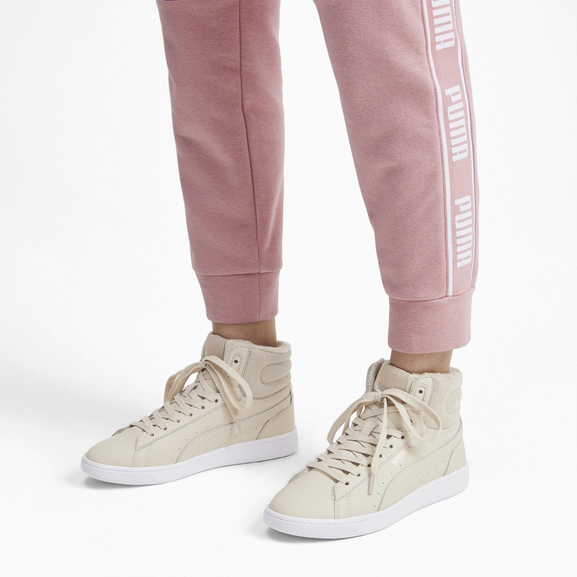 puma vikky v2 women's sneakers