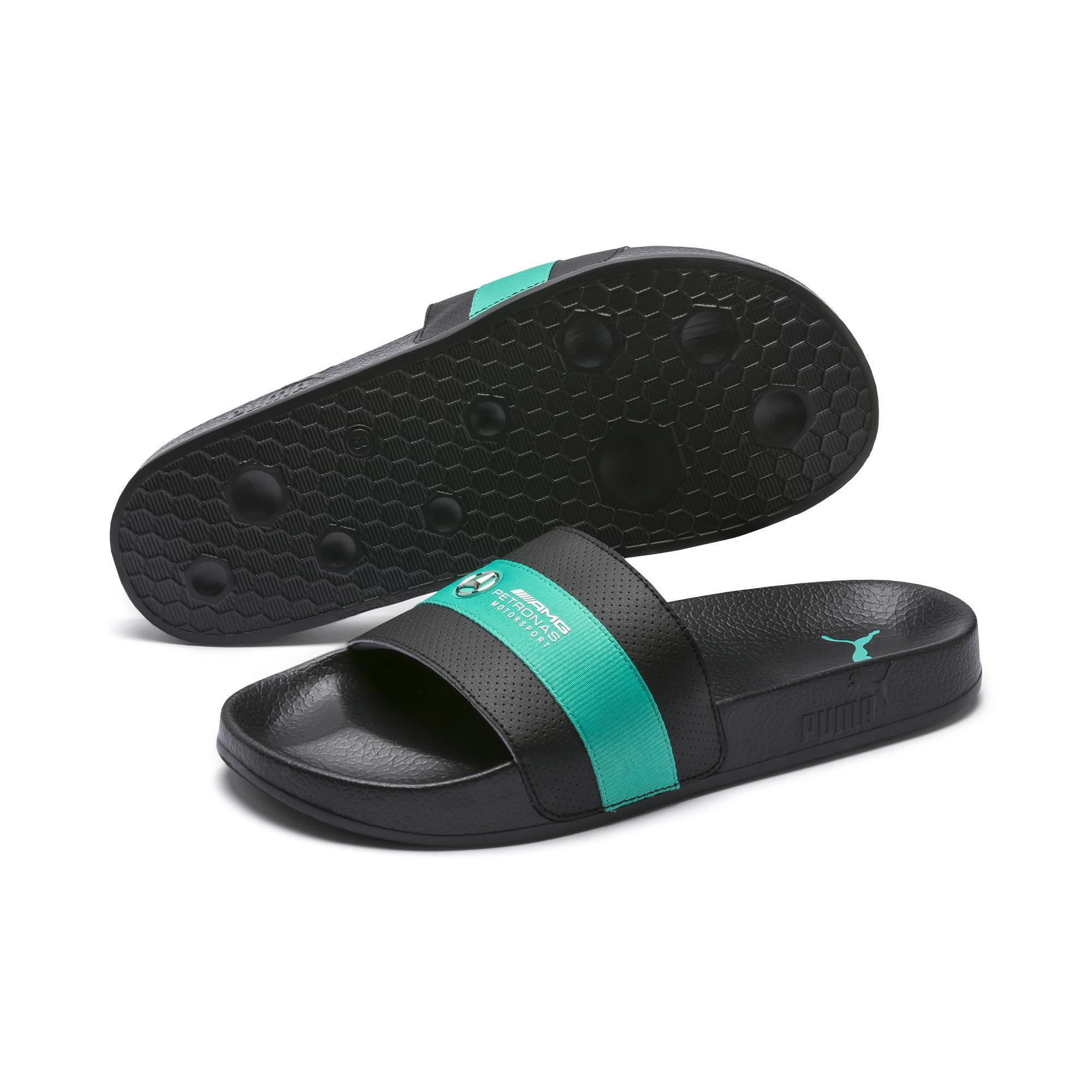 oofos men's flip flops