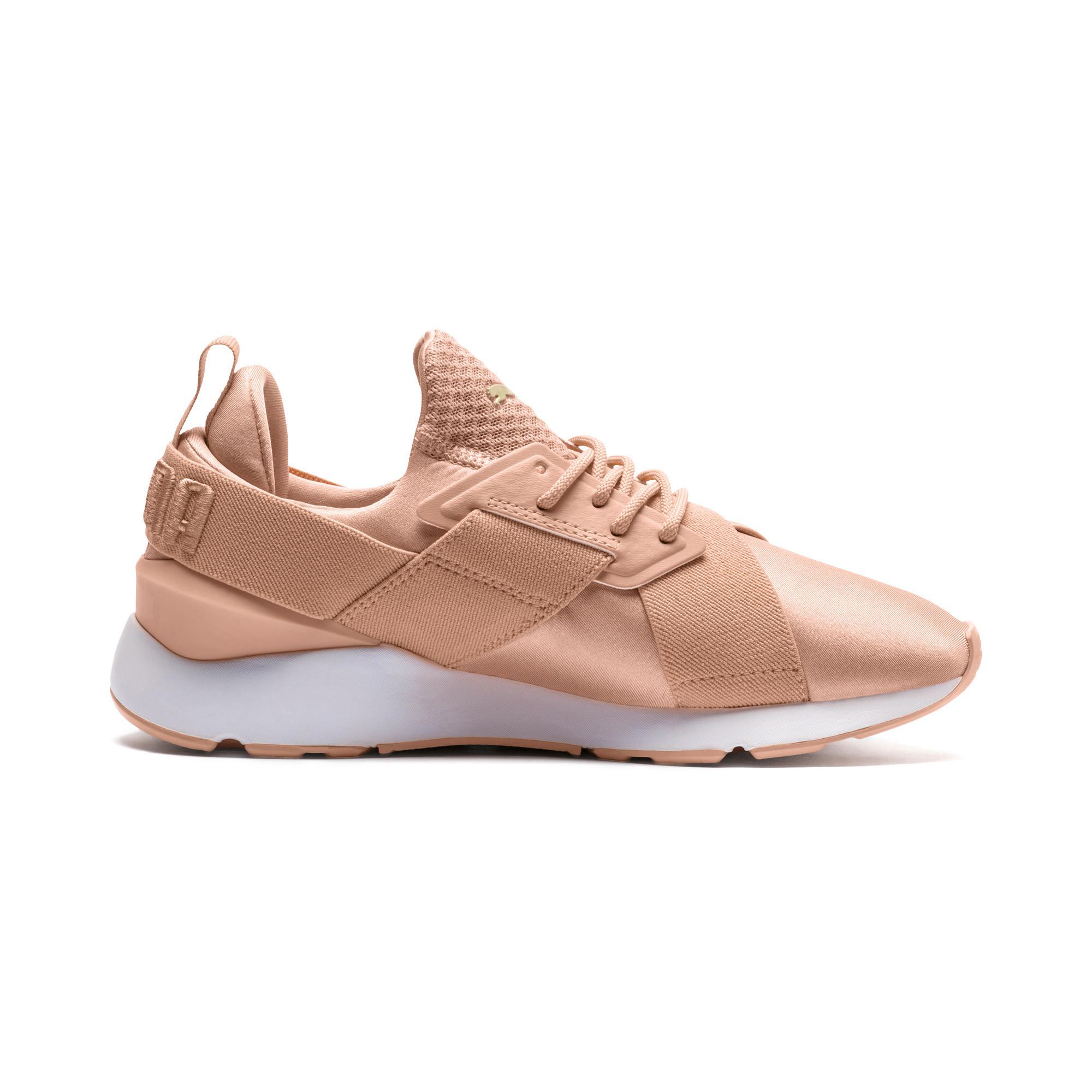 en pointe muse satin