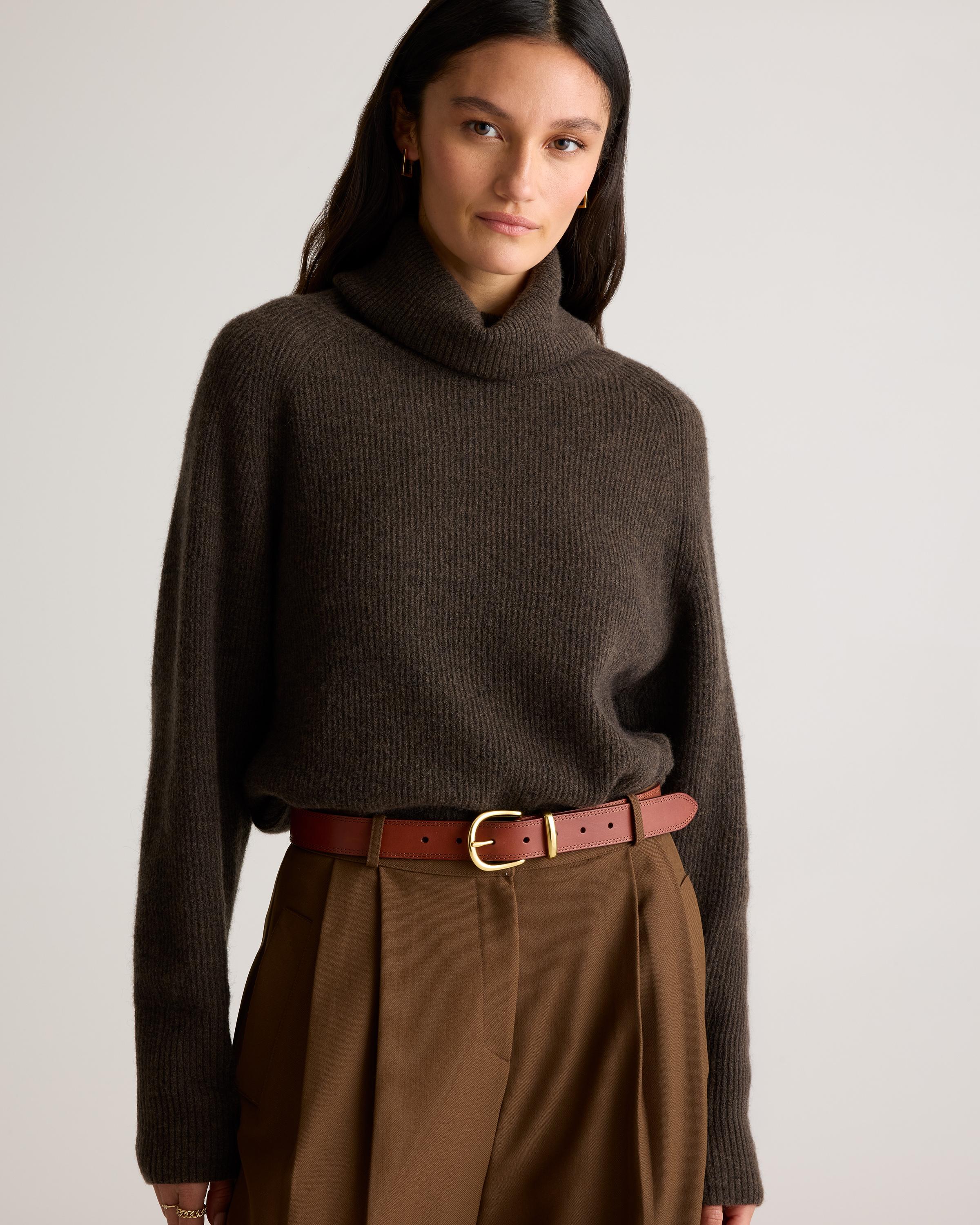 NWT Quince Allegra European Leather Belt in Expresso Brown Size Medium Zoe Sculptural European Leather Belt in Black/Silver main image 2