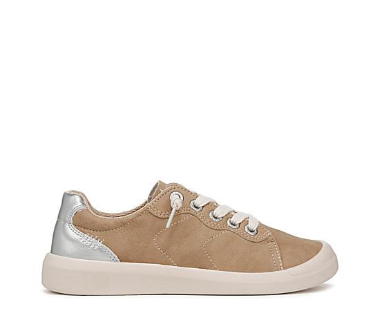 Rack room shoes boardwalk store