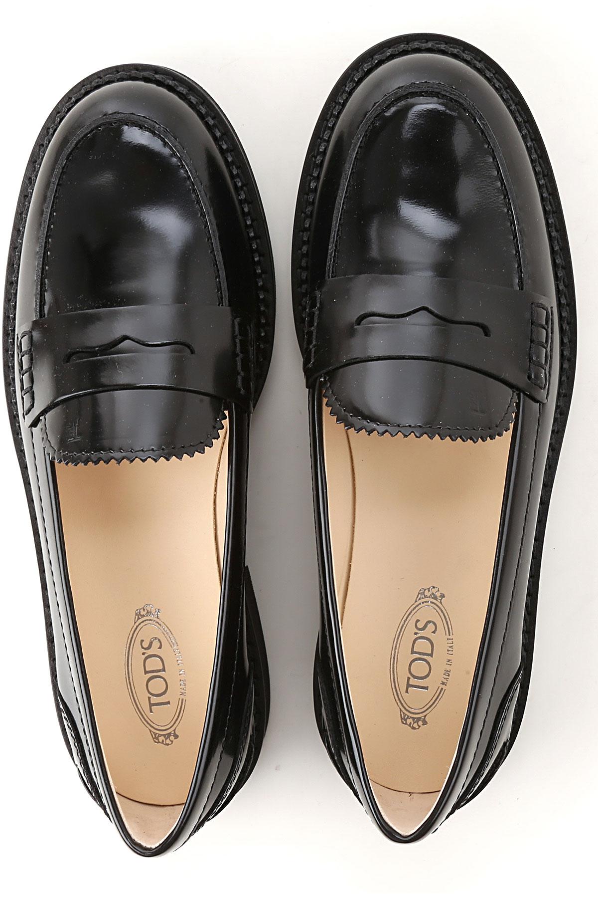 Tod's Leather Loafers For Women in Black - Lyst