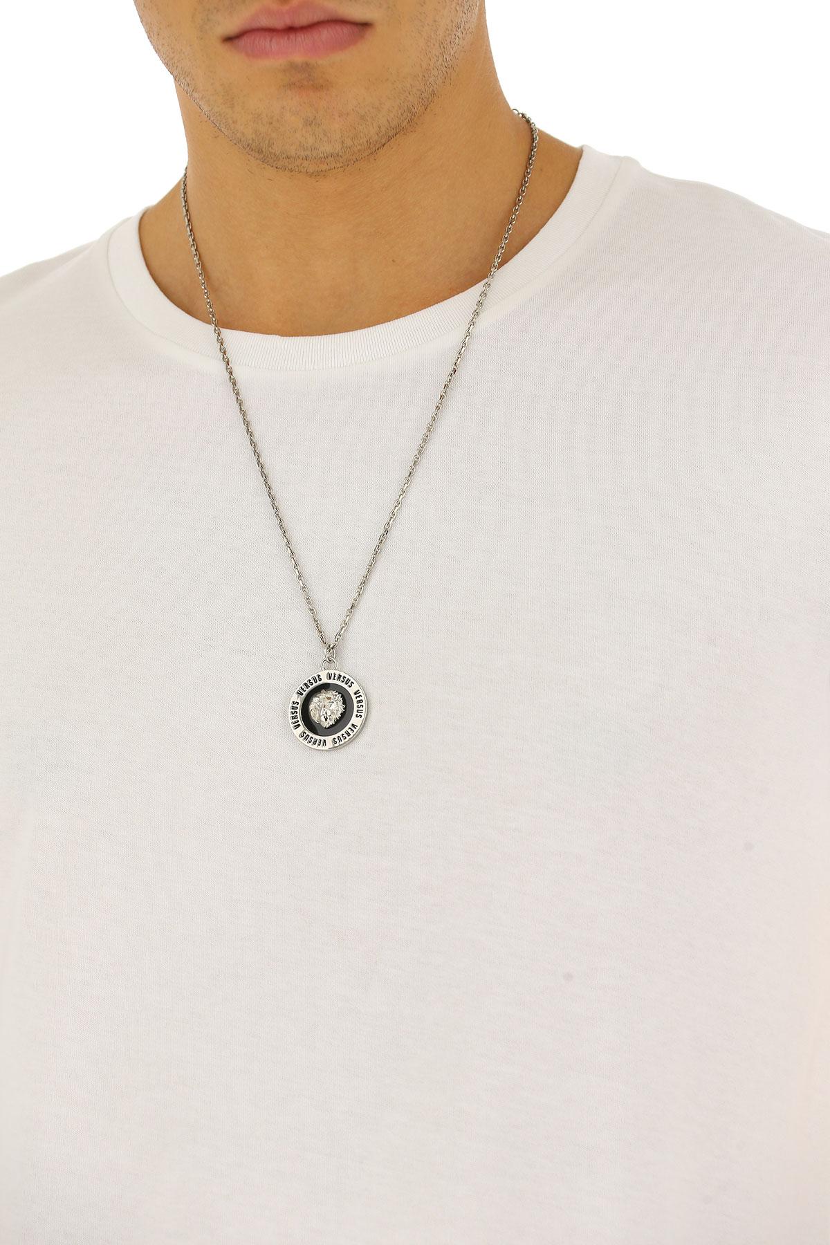 versace men's chain necklace