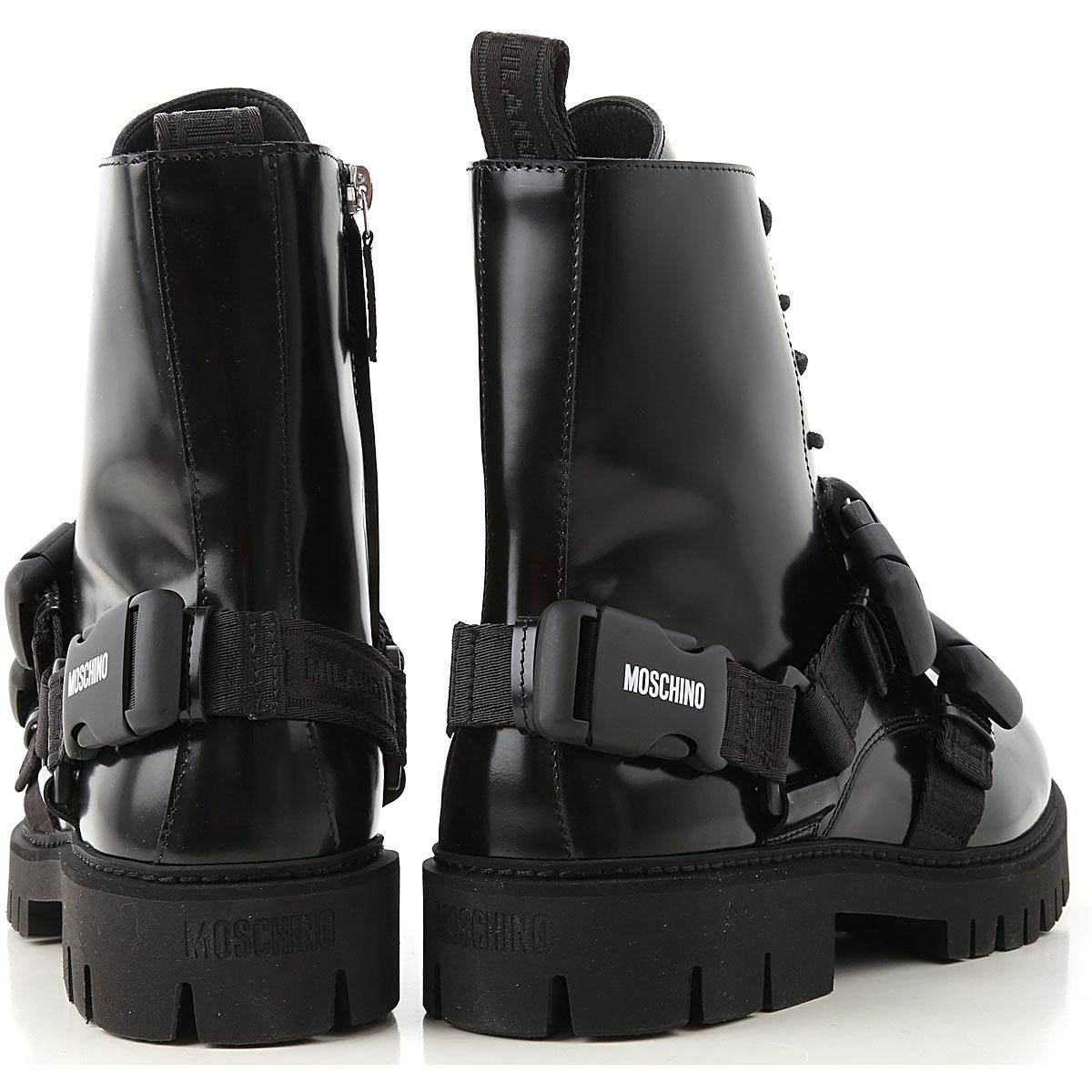 mens moschino boots