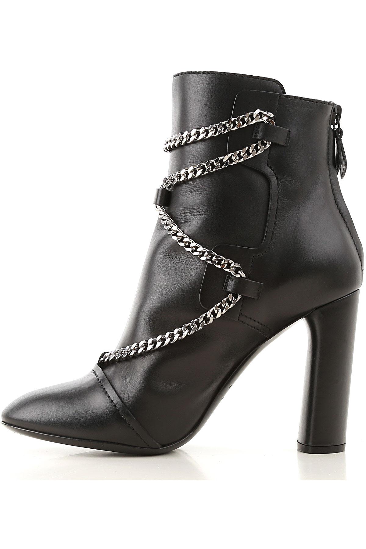 Casadei Leather Boots For Women in Black - Lyst