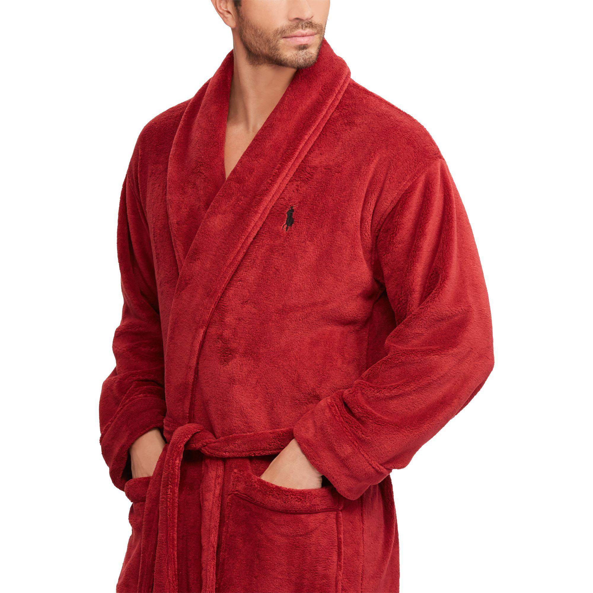red polo robe