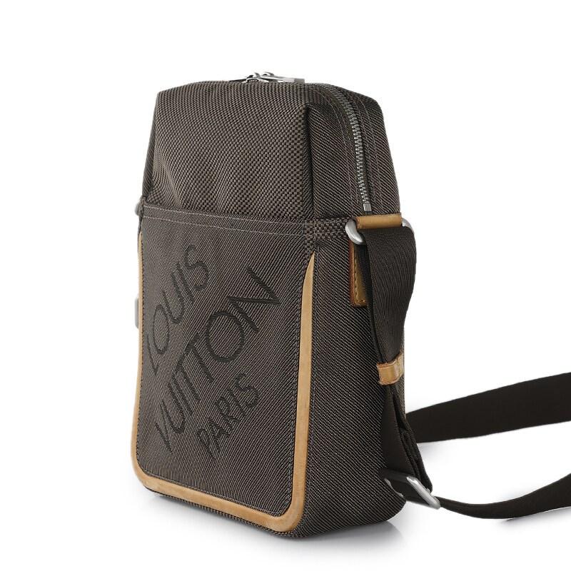 Louis Vuitton Damier Geant Citadine Unisex Brown Messenger Bag in Black for Men - Lyst