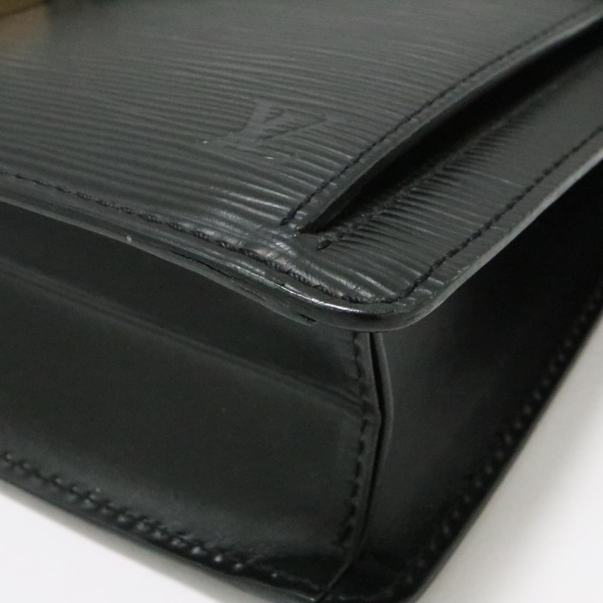 Louis Vuitton Auth Pochette Sellier Dragonne Clutch Bag M52612 Epi Black Used in Black - Lyst