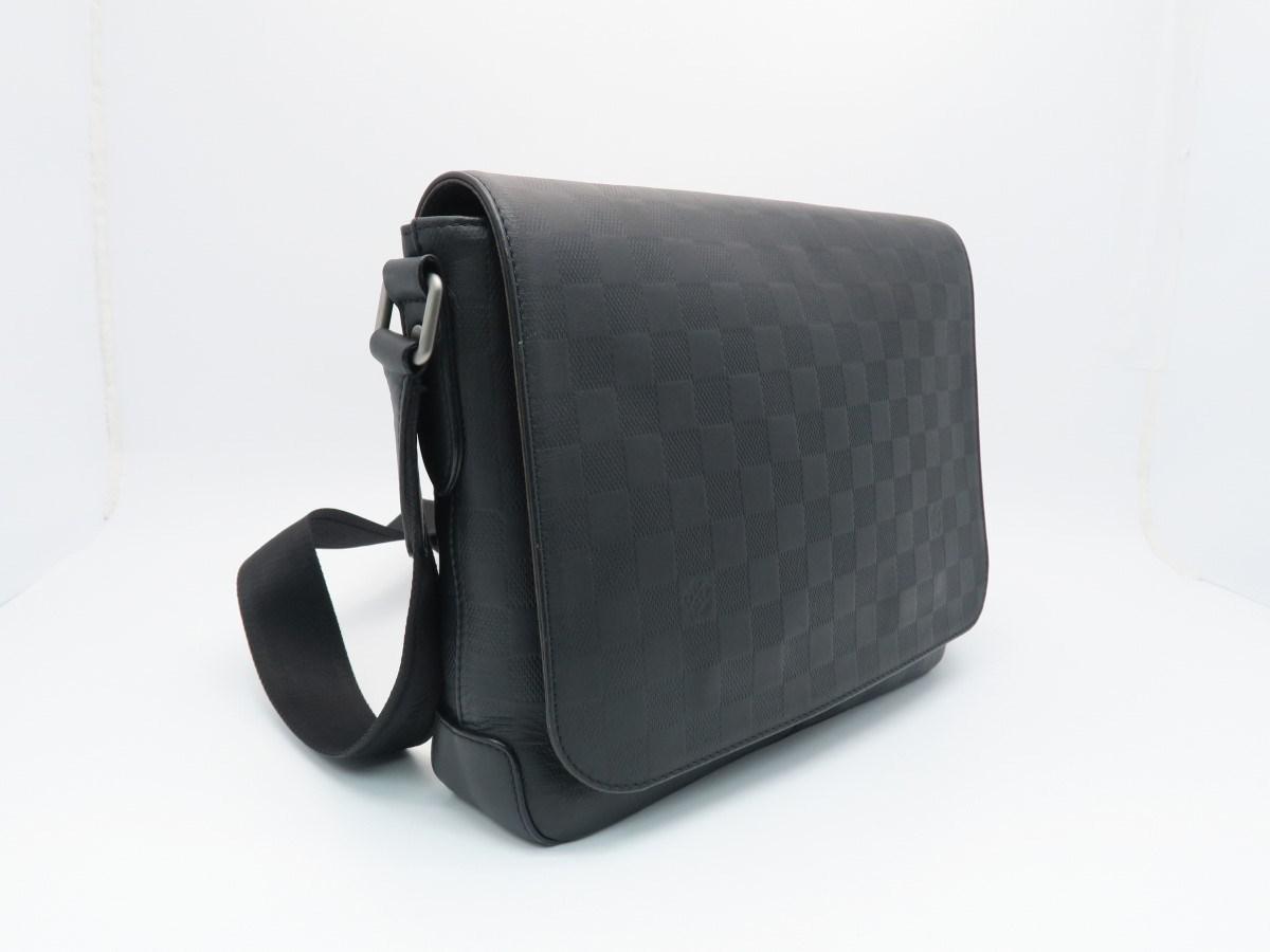 Louis Vuitton District Pm Damier Infini Bag | Literacy Basics