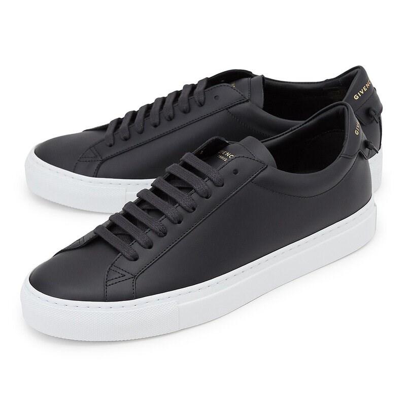 Givenchy Low Top Sneakers in Black for Men - Lyst