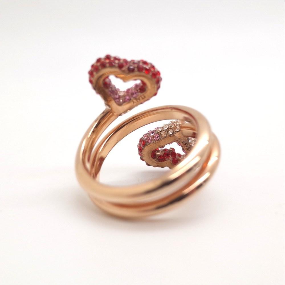 Louis Vuitton M68162 Lv & V Strath Heart Rhinestone Ring Gold Plated #10(jp Size) in Metallic - Lyst