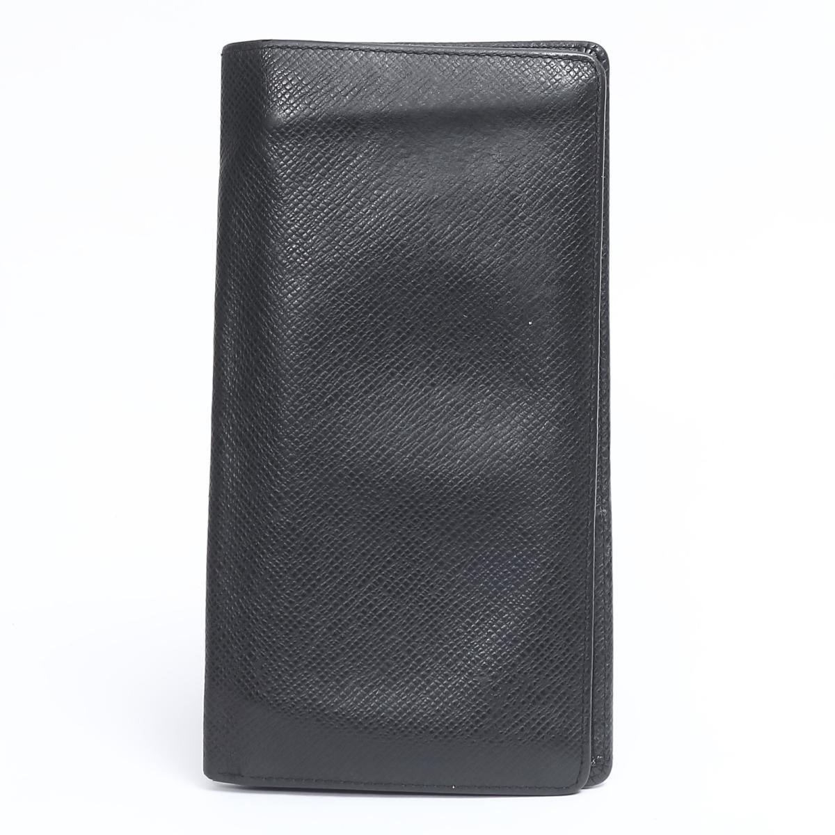 Louis Vuitton Authentic Portefeiulle Brazza Bifold Long Wallet M32572 Taiga Used in Black - Lyst
