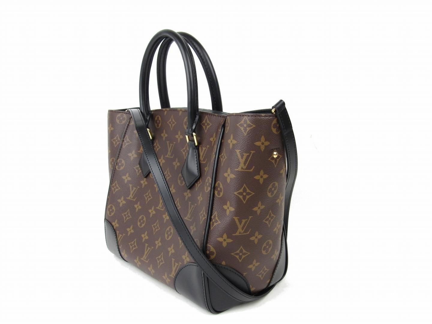 Louis Vuitton Phenix Handbag Reviewer