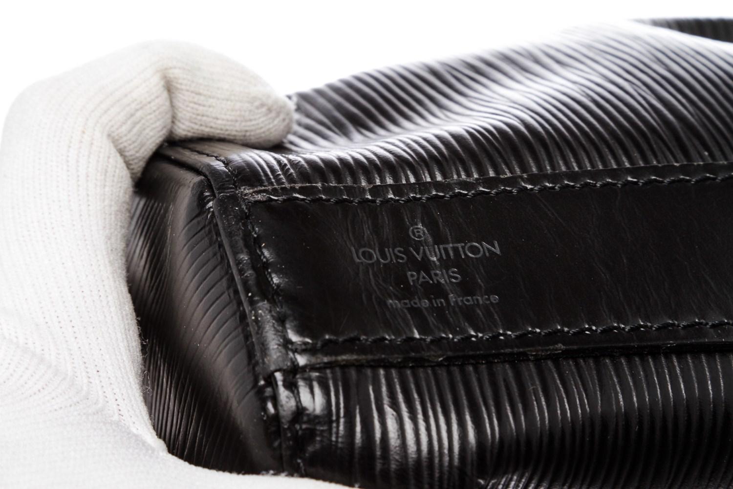 Louis Vuitton Black Epi Leather Sac D&#39;epaule Shoulder Bag - Lyst