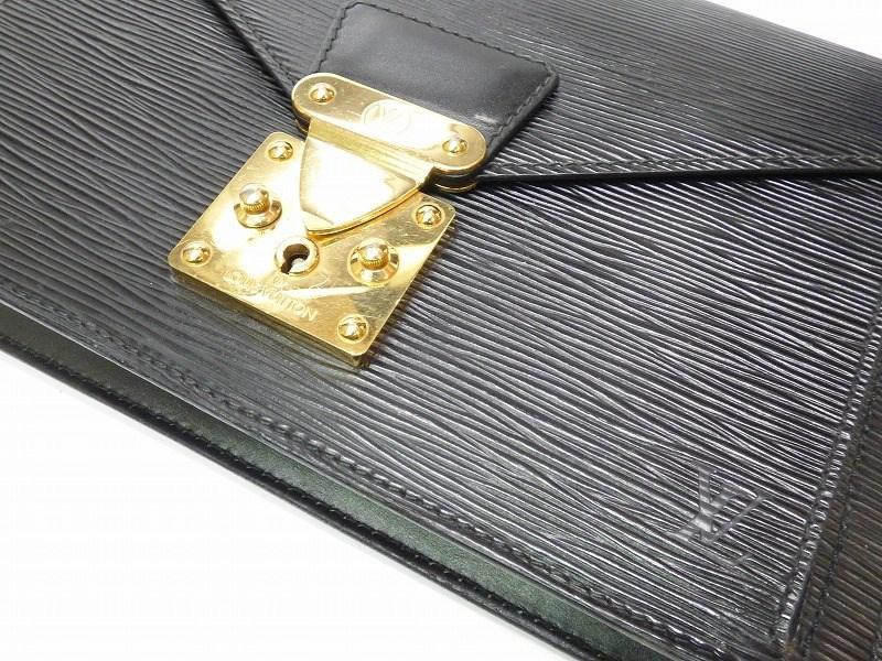 Louis Vuitton Leather Authentic Epi Sellier Dragonne Clutch Hand Bag M52612 Men&#39;s in Black for ...