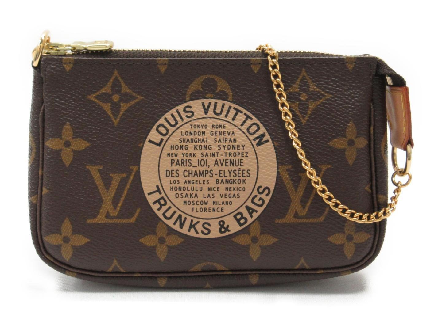 Lyst Louis Vuitton Pochette Accessory Pouch Bag Monogram Canvas Gallery