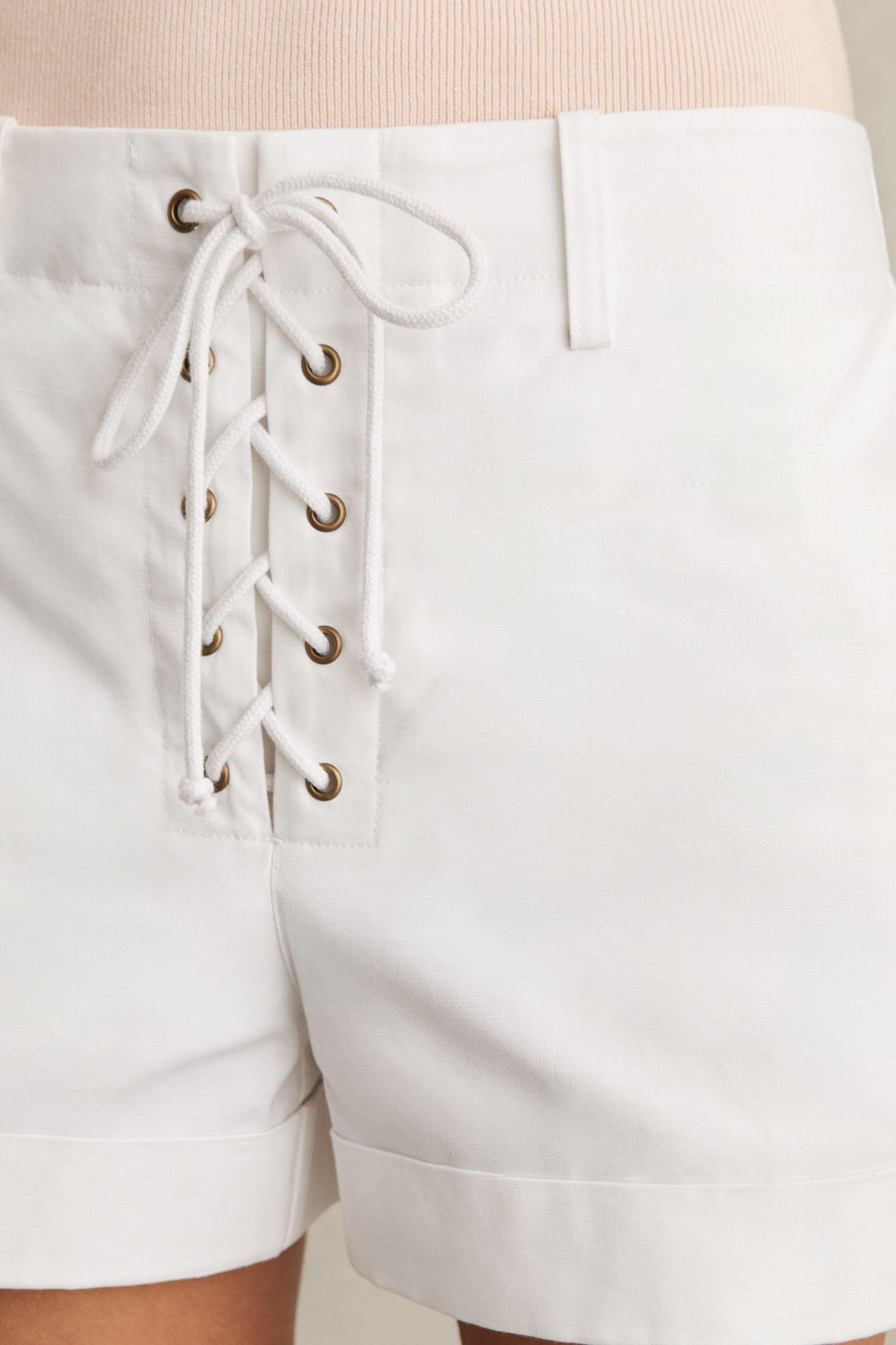 【海外限定】REISSスカート☆Clement Cotton Lace-Up Shorts in Reiss Cotton Lace-Up Shorts in Natural | Lyst