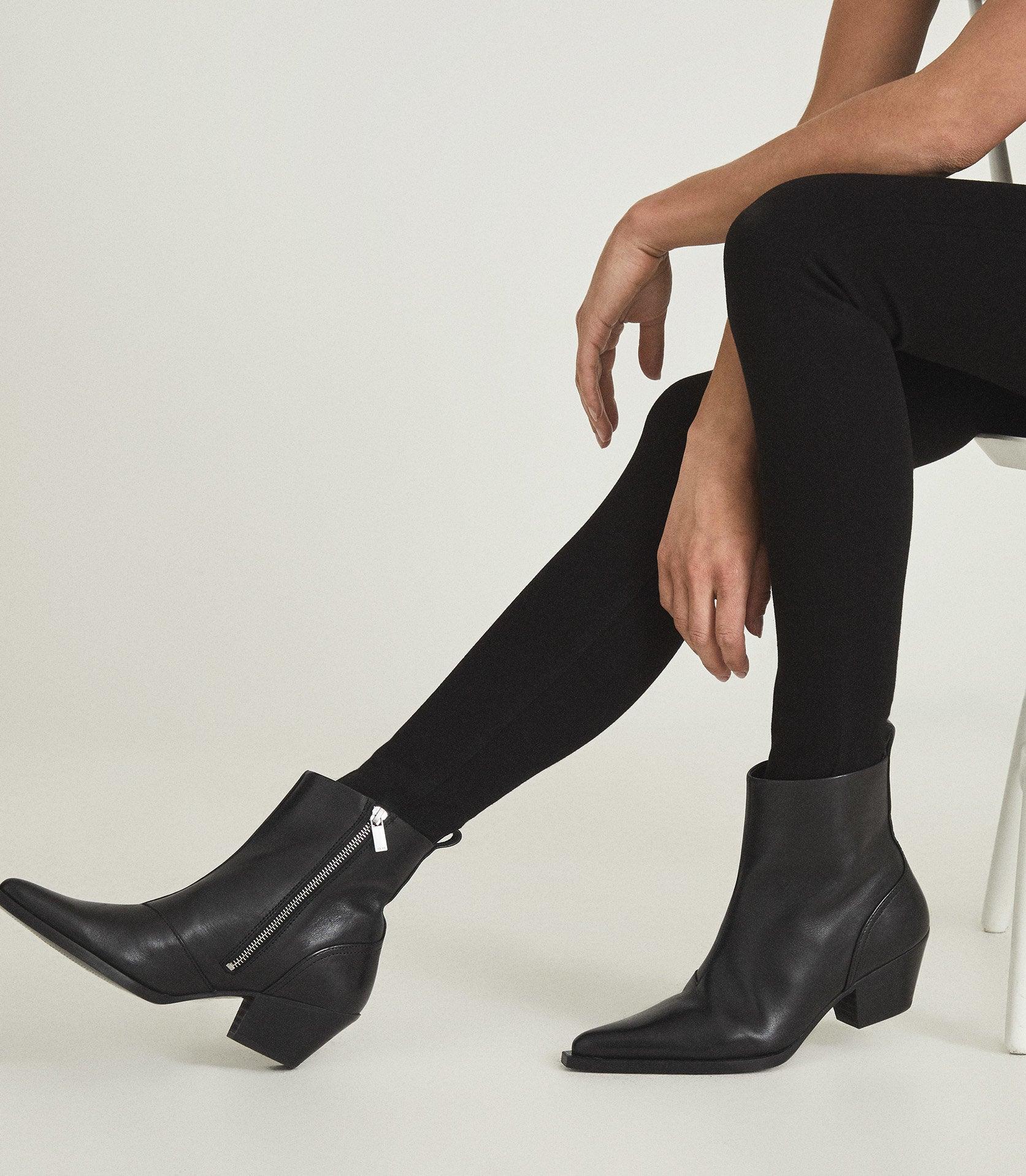 Reiss Hayworth - Leather Western Ankle Boots in Black | Lyst