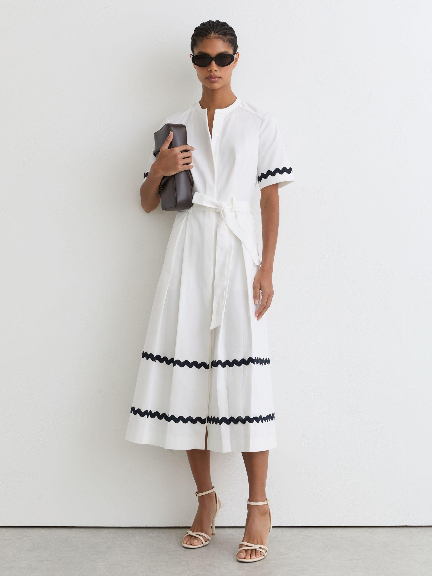 Reiss Isabelle - Ivory/navy Stretch-cotton Wave-trim Midi Dress, Us 4 in White | Lyst Reiss Isabelle - Ivory/navy Stretch-cotton Wave-trim Midi Dress, Us 4 in White | Lyst