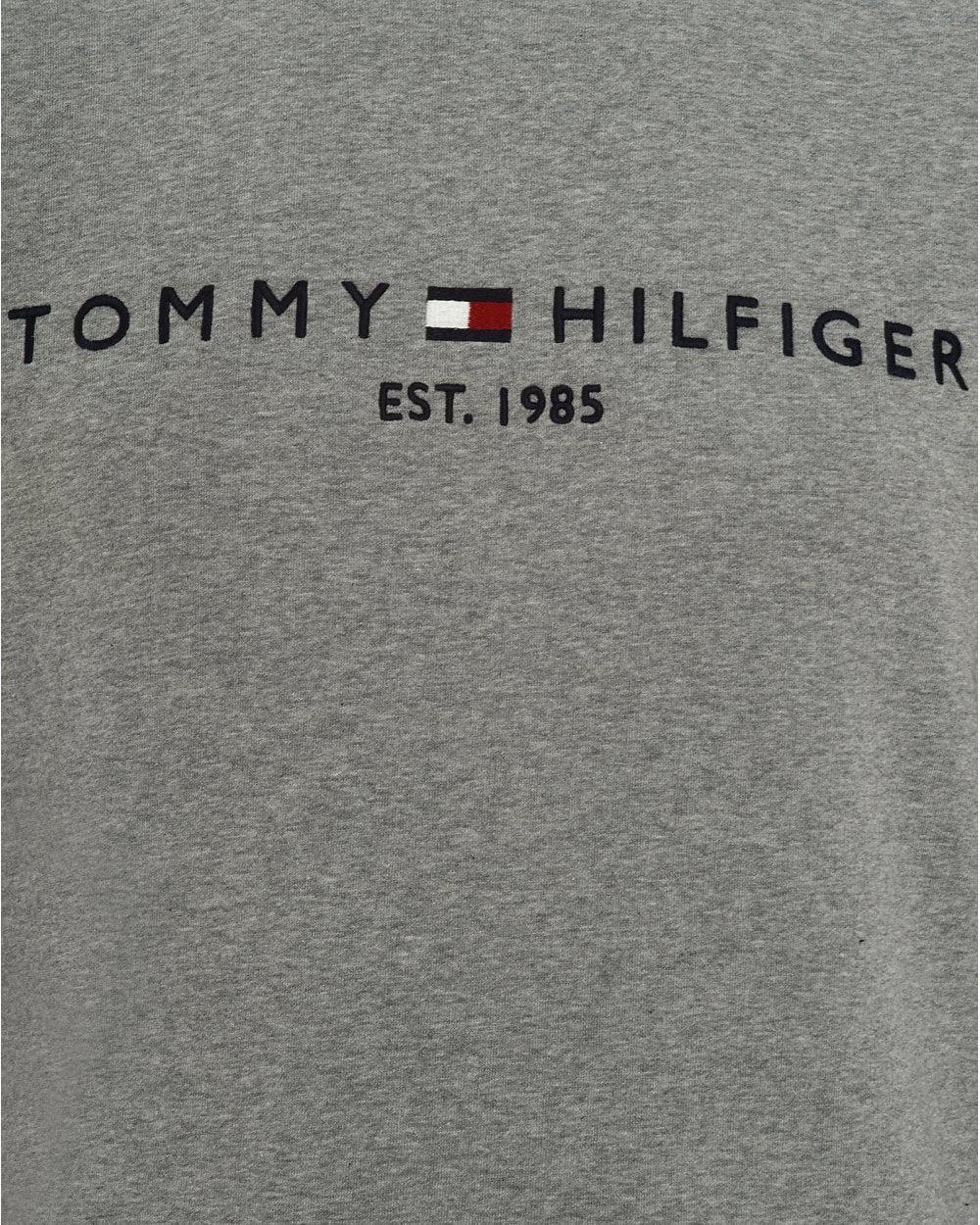 tommy hilfiger t shirt est 1985