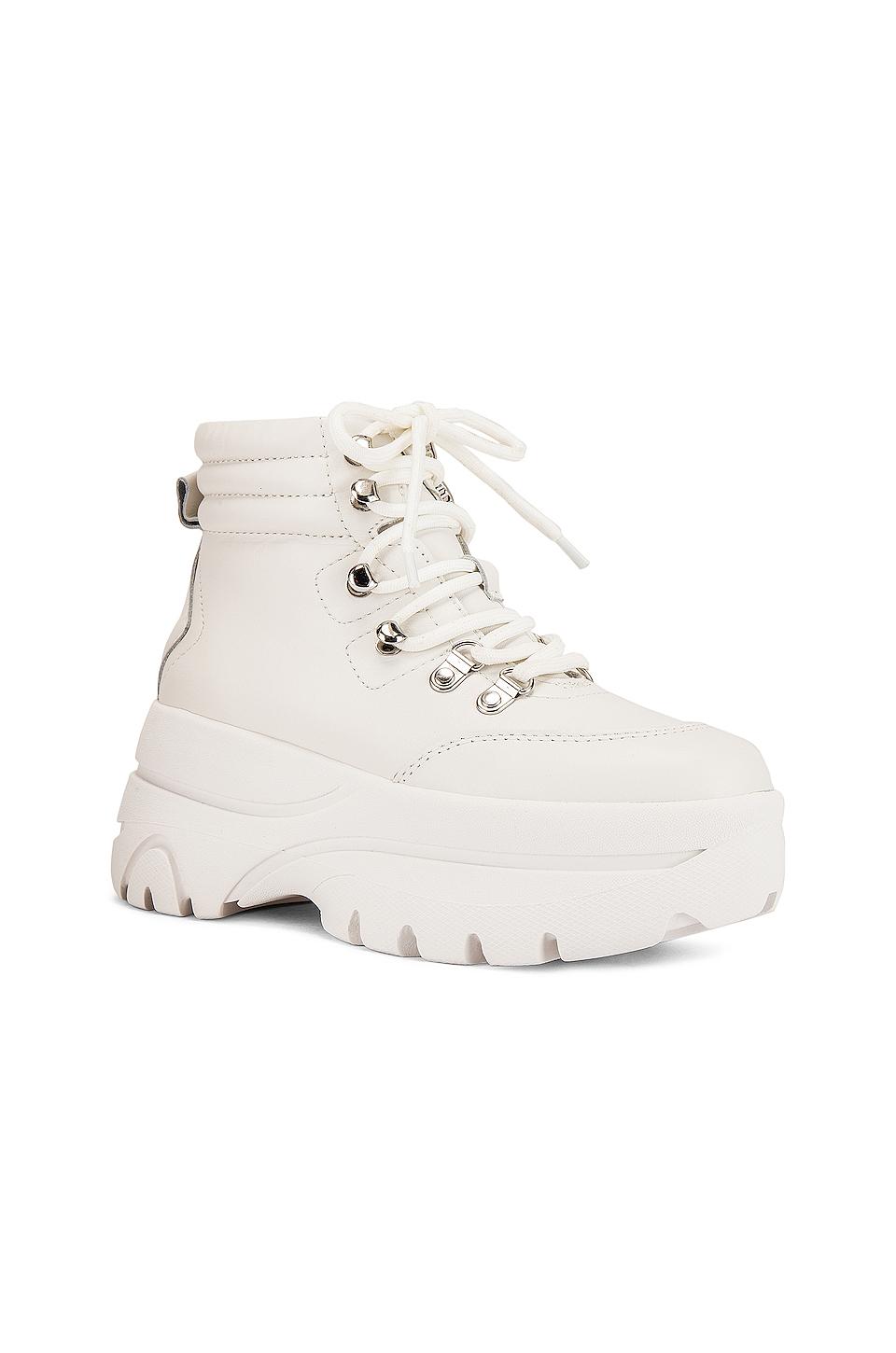 steve madden husky boot
