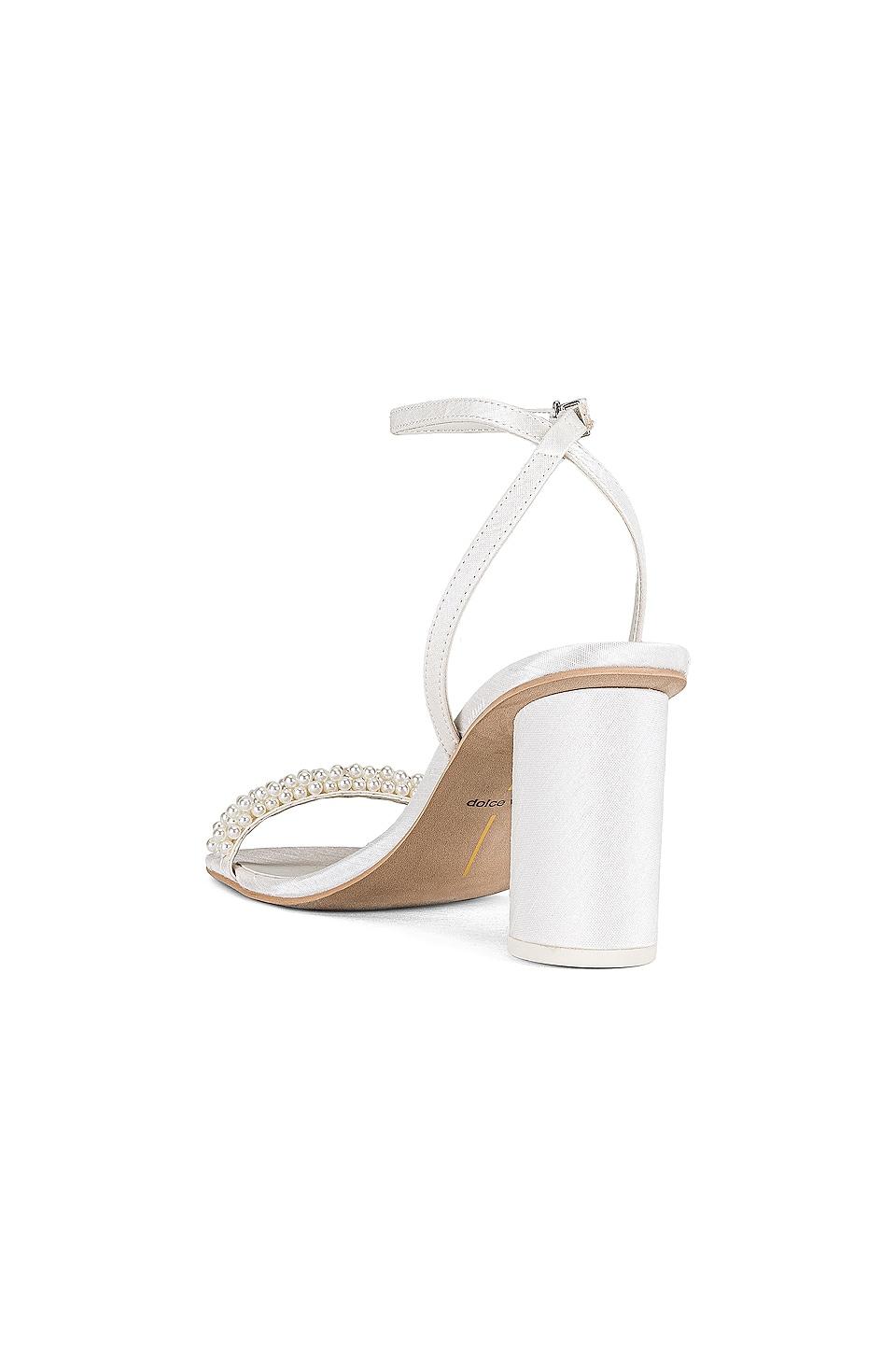 Dolce vita shop noree sandal