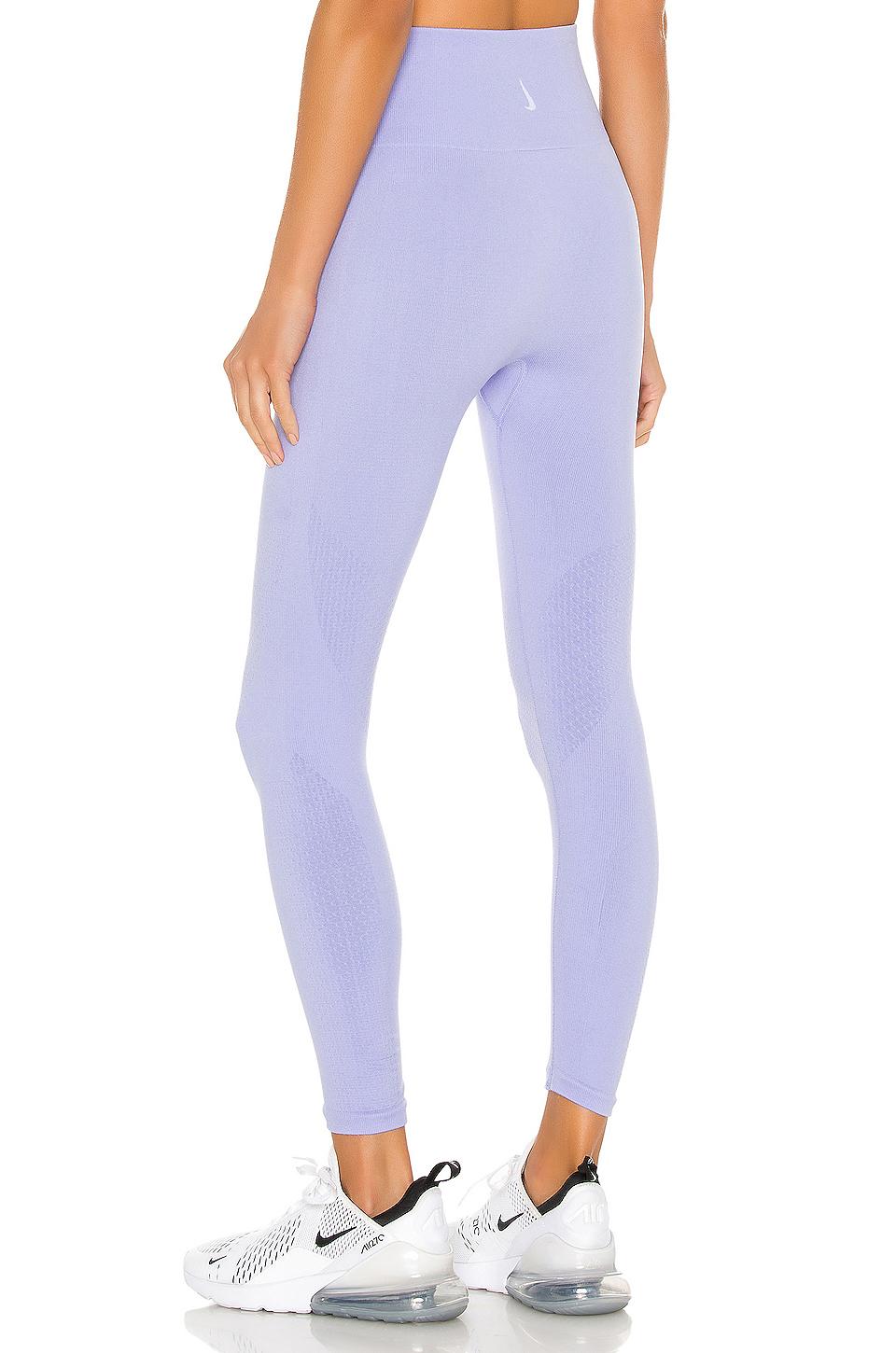 Nike Synthetic Seamless 7/8 Tight in Purple - Lyst