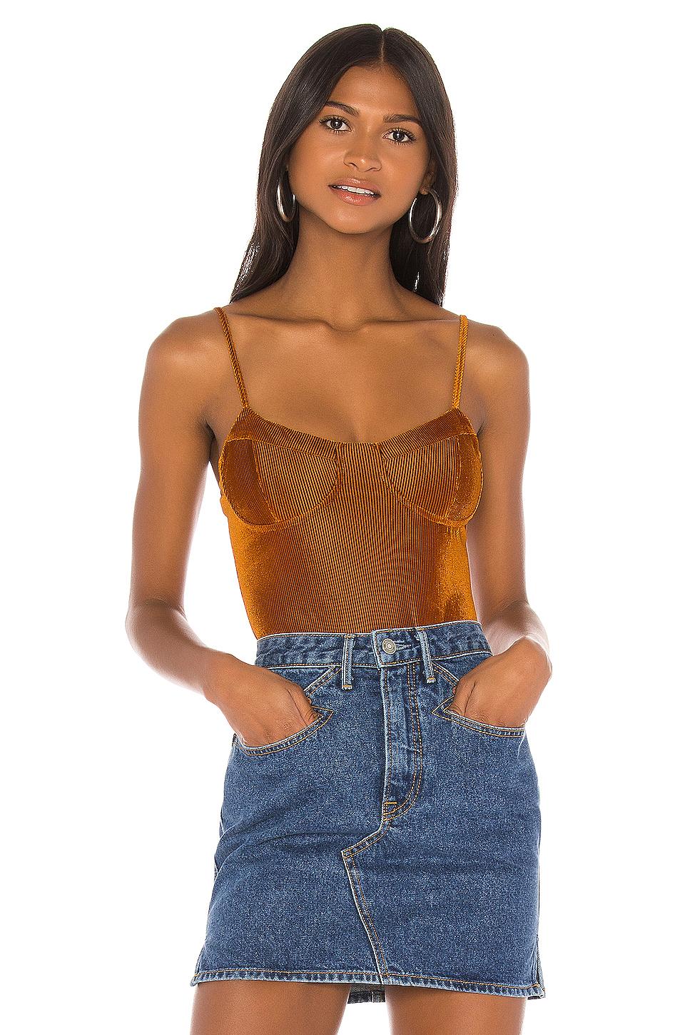 sara underwire bodysuit