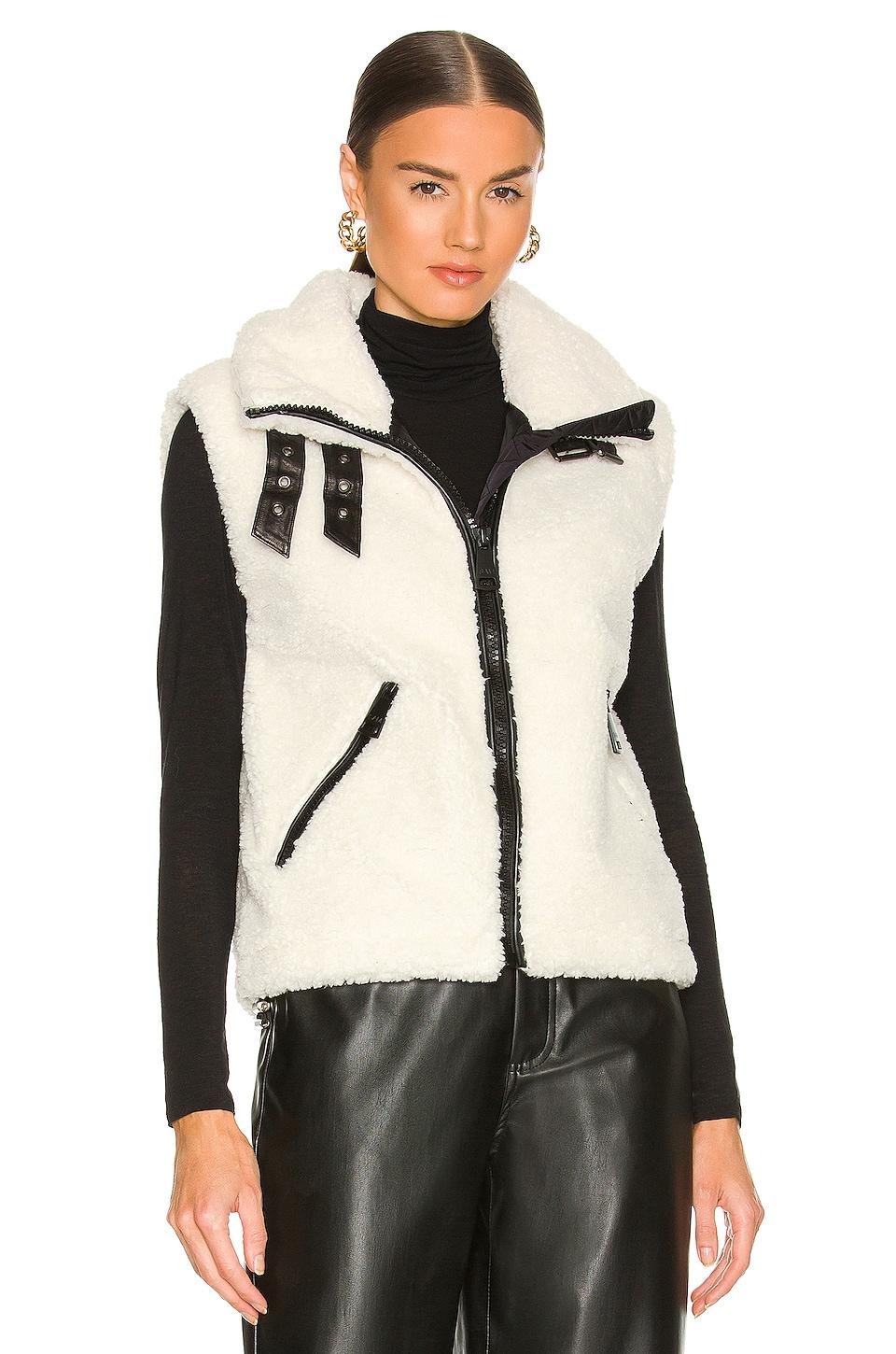 Sam. Sherpa Vest In White. Size M. | Lyst